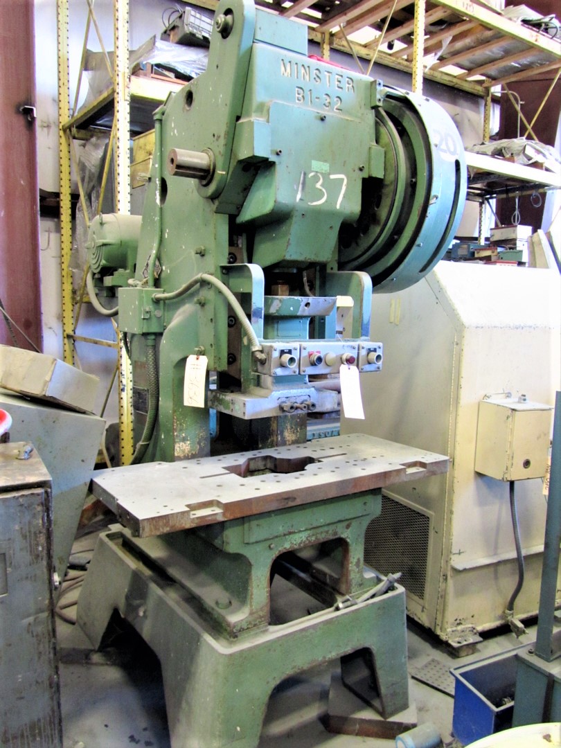 32 Ton Minster Press • Used Minster B1-32 Press