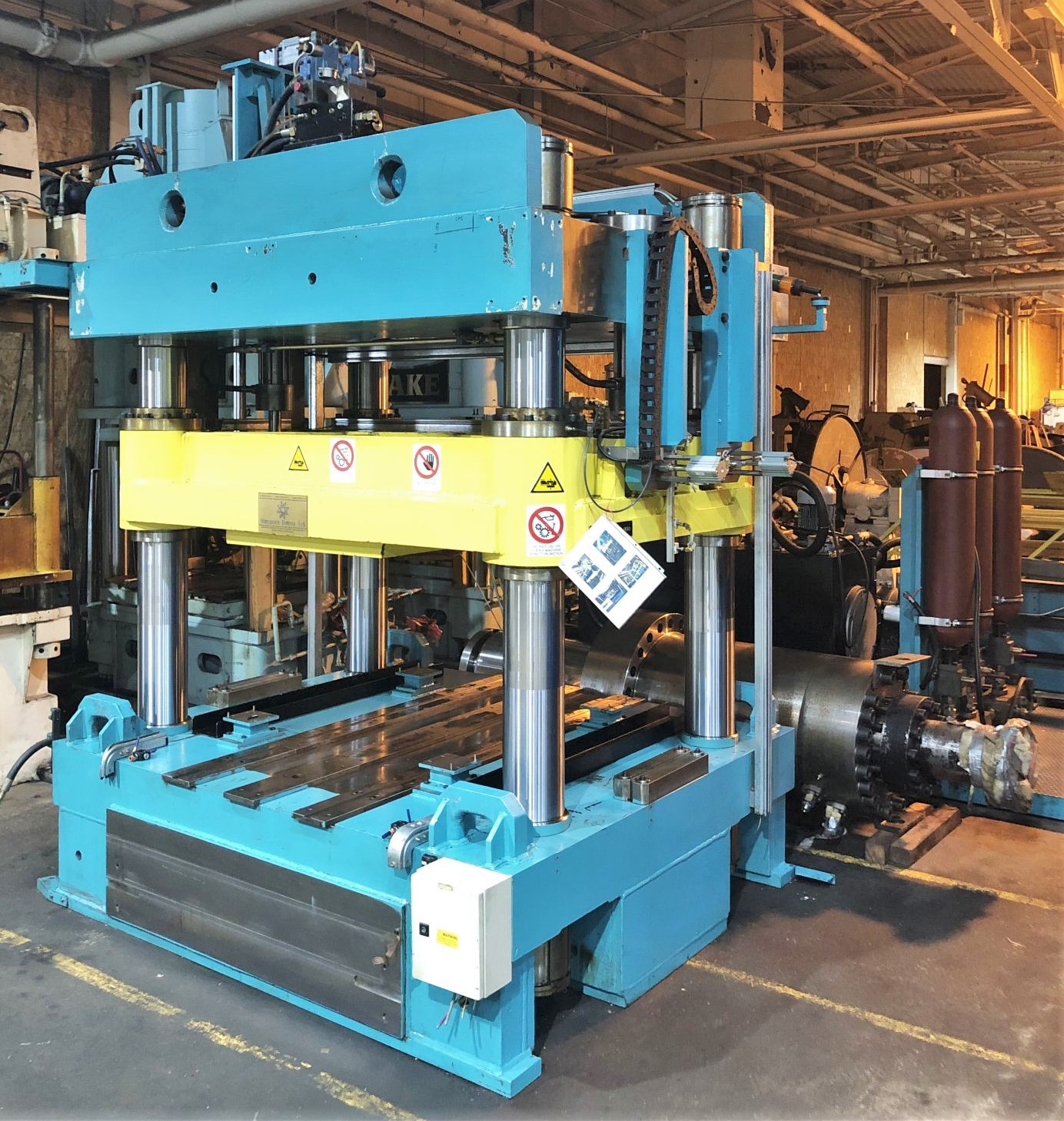 400 Ton Meccanica Beretta Press • Used Meccanica Beretta 4-Post Type Press - Image 4