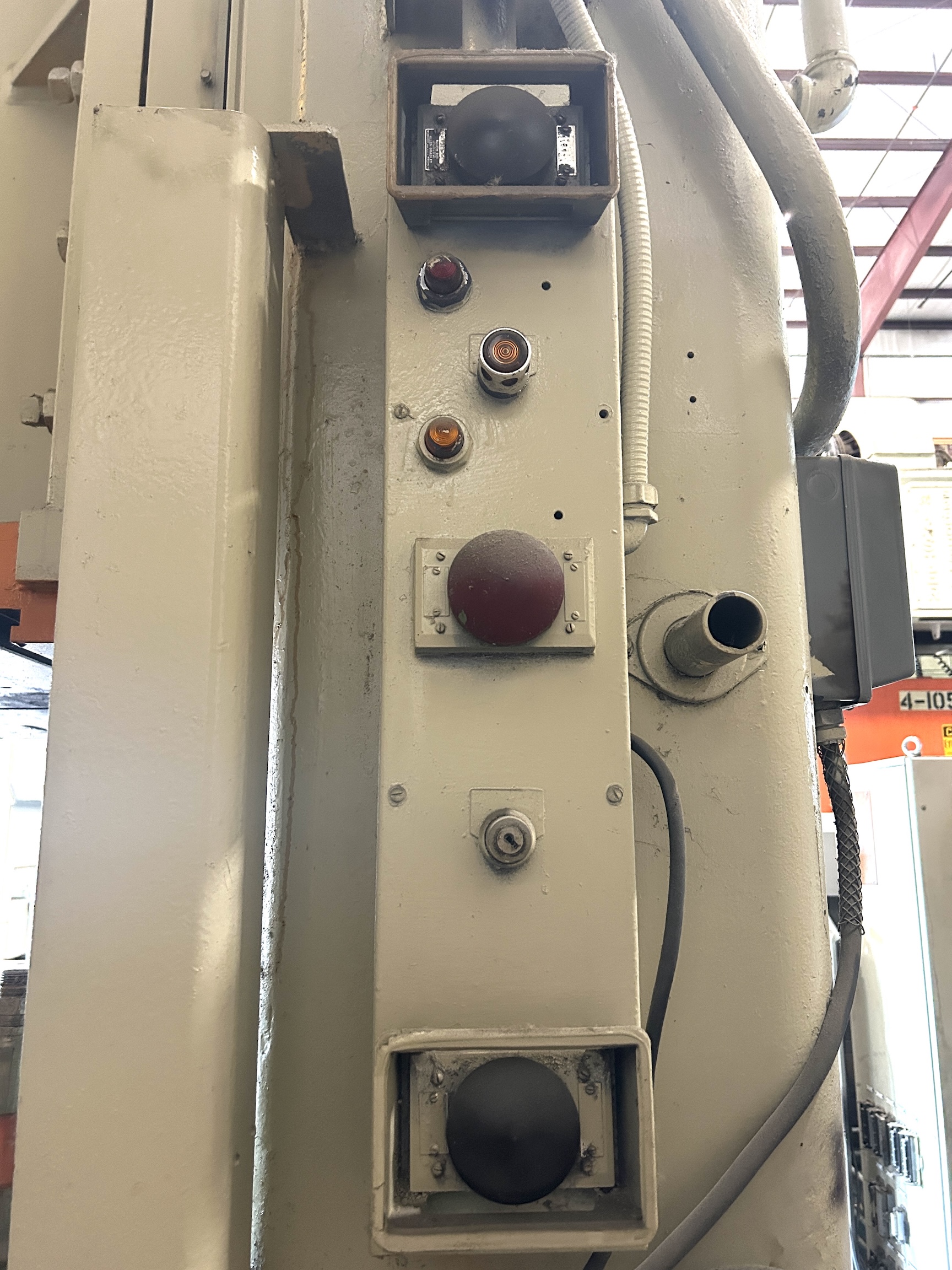 300 Ton Verson Press • Used Verson S2-300-156-42T Press - Image 14