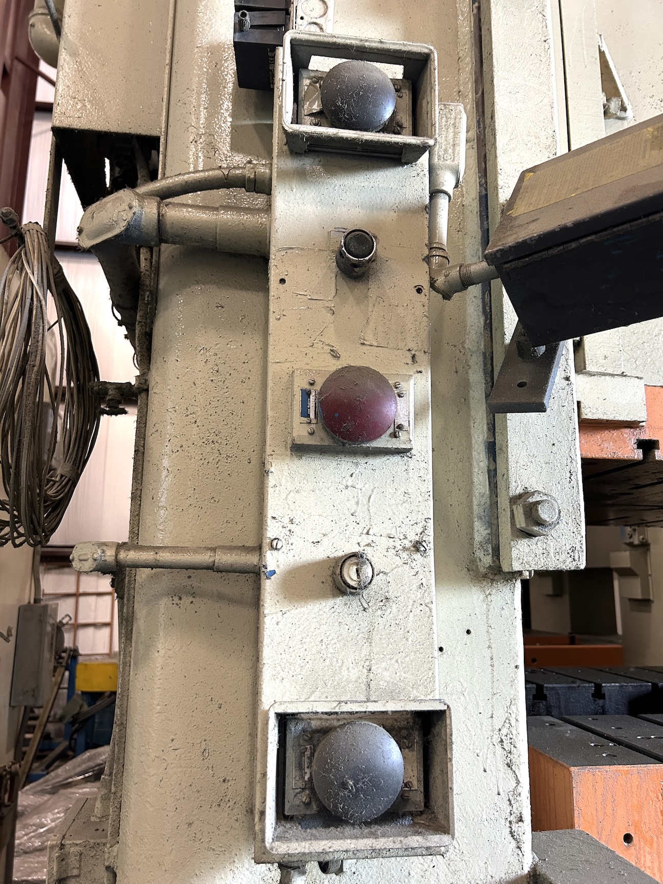 300 Ton Verson Press • Used Verson S2-300-156-42T Press - Image 15