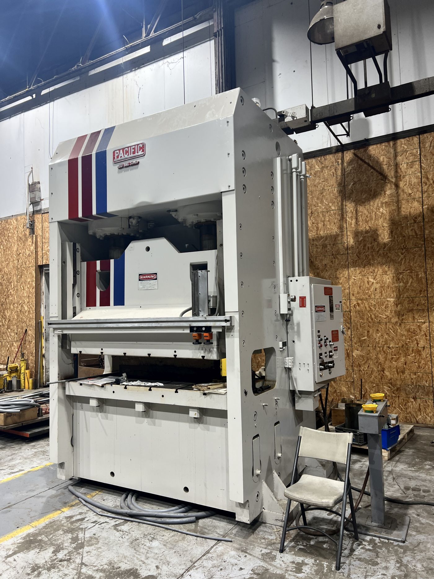 500 Ton Pacific Press • Used Pacific 400 OBL-6 Press