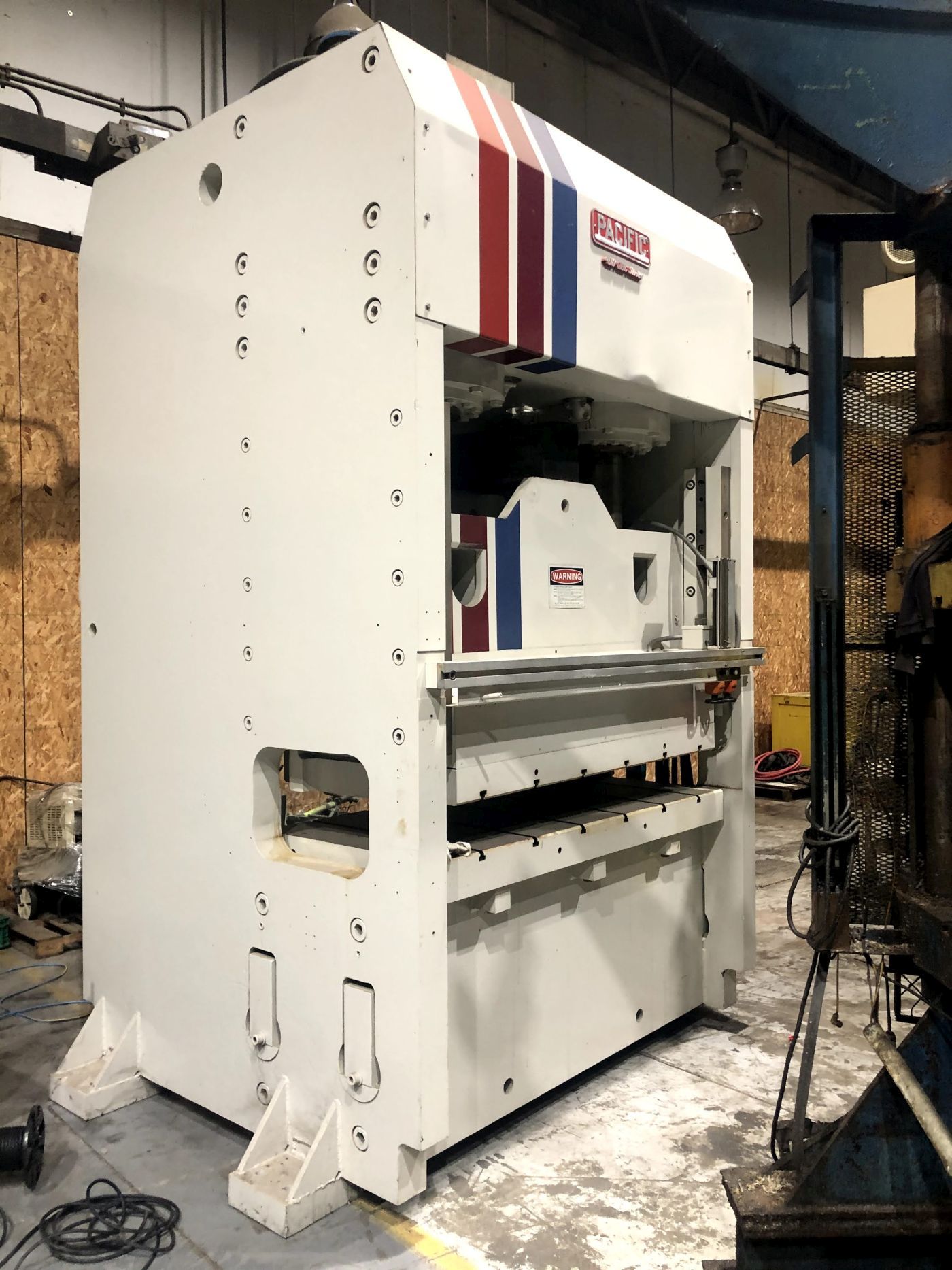500 Ton Pacific Press • Used Pacific 400 OBL-6 Press - Image 5