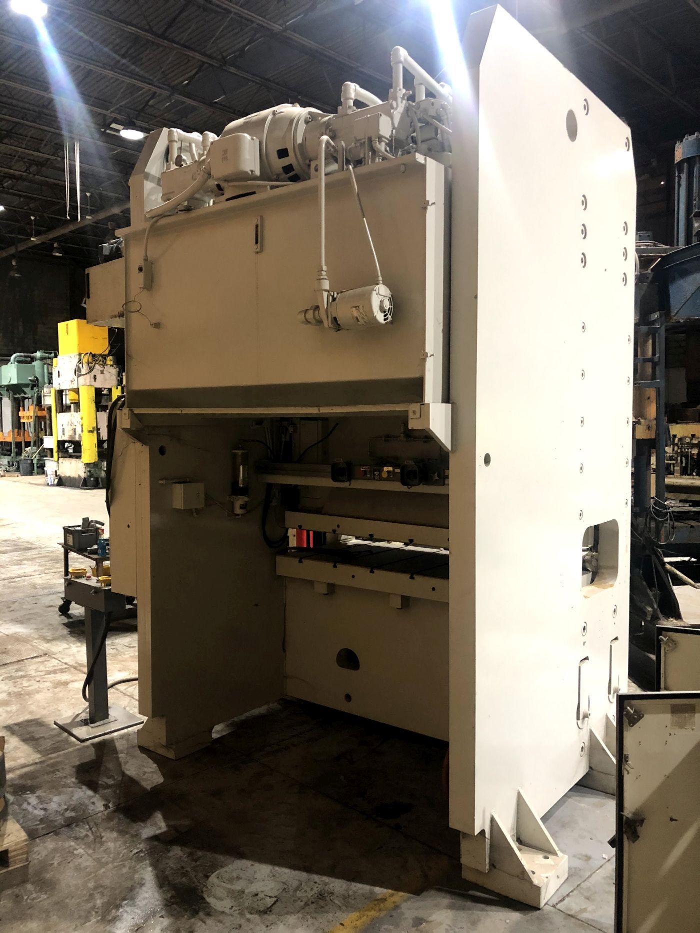 500 Ton Pacific Press • Used Pacific 400 OBL-6 Press - Image 19