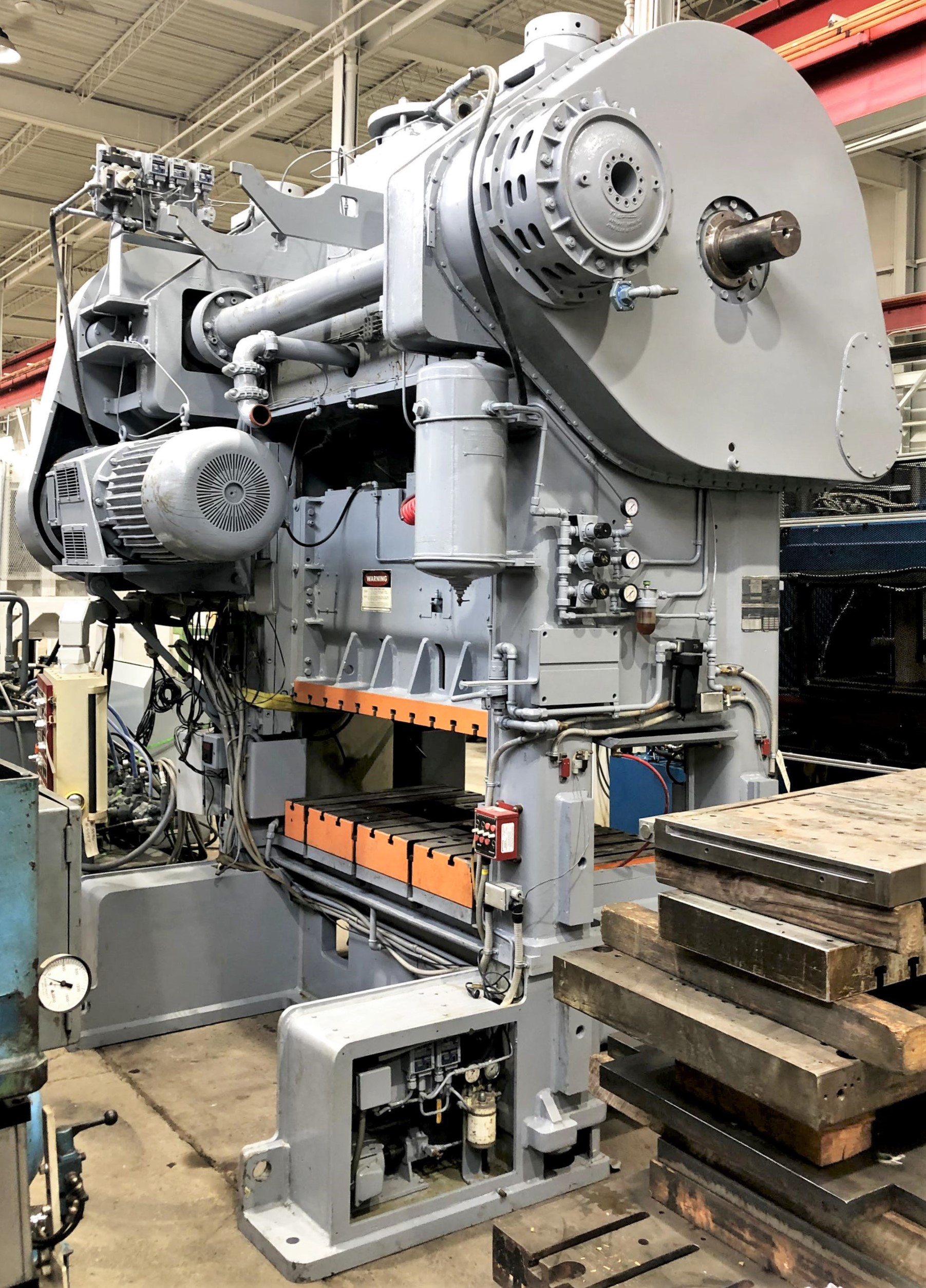 200 Ton Niagara Press • Used Niagara BP2-200-72-36 Press - Image 3