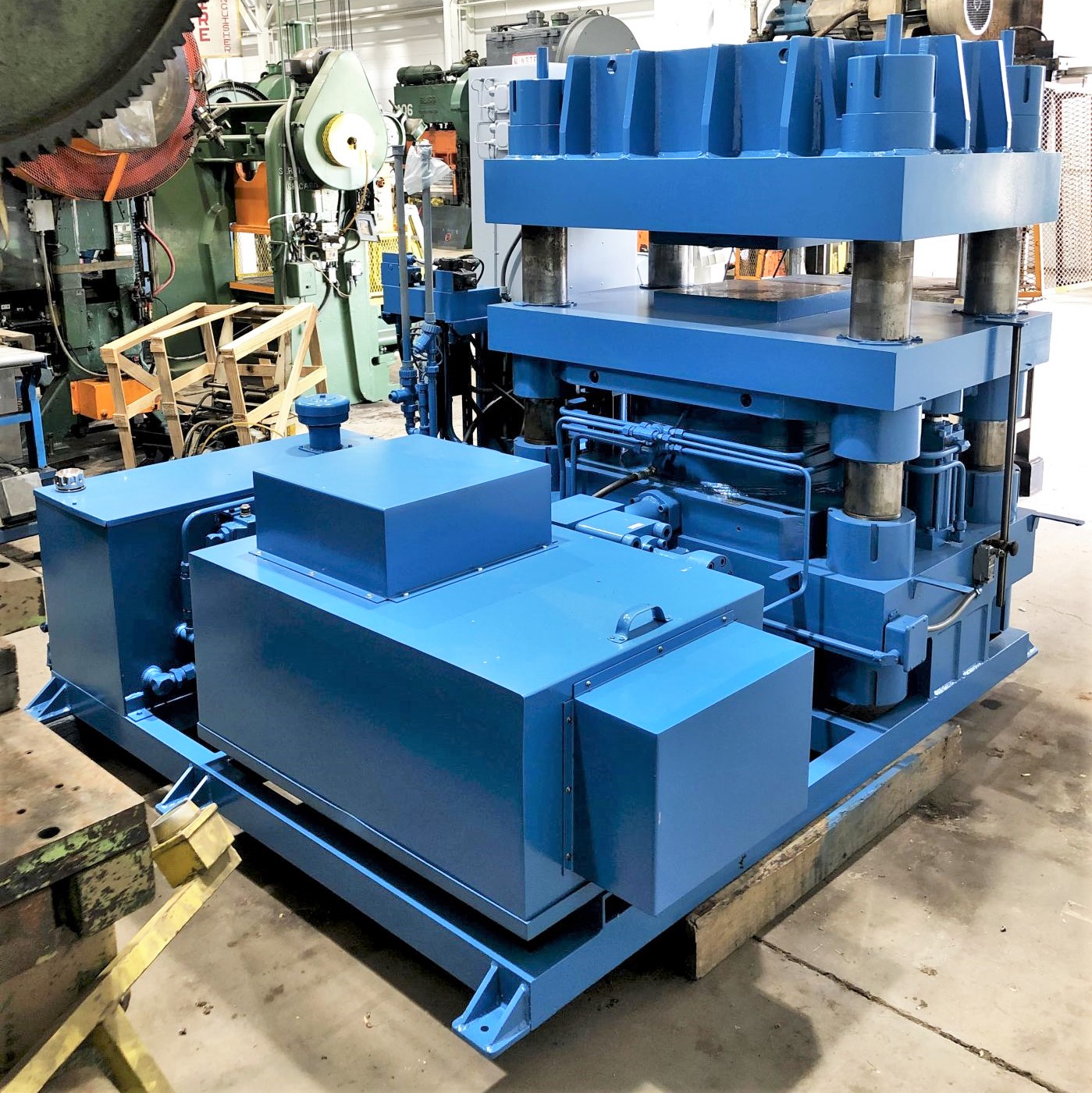 600 Ton Wabash Press • Used Wabash 600-1818-SMX Press - Image 4