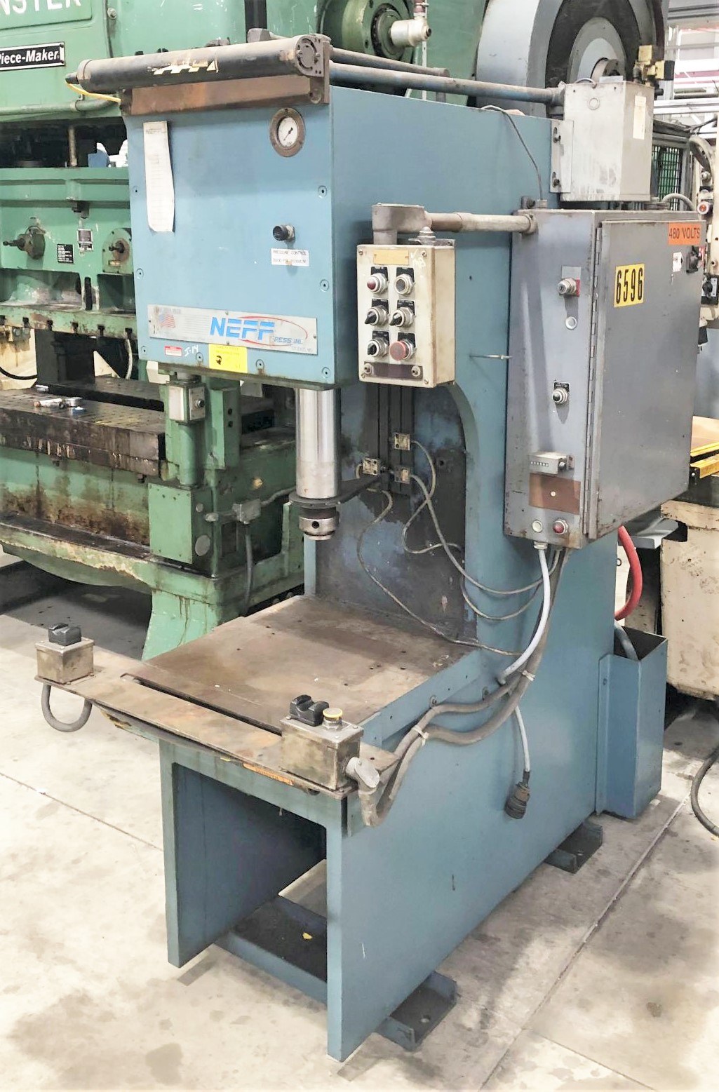 42 Ton Neff Press • Used Neff DF40-15M Press