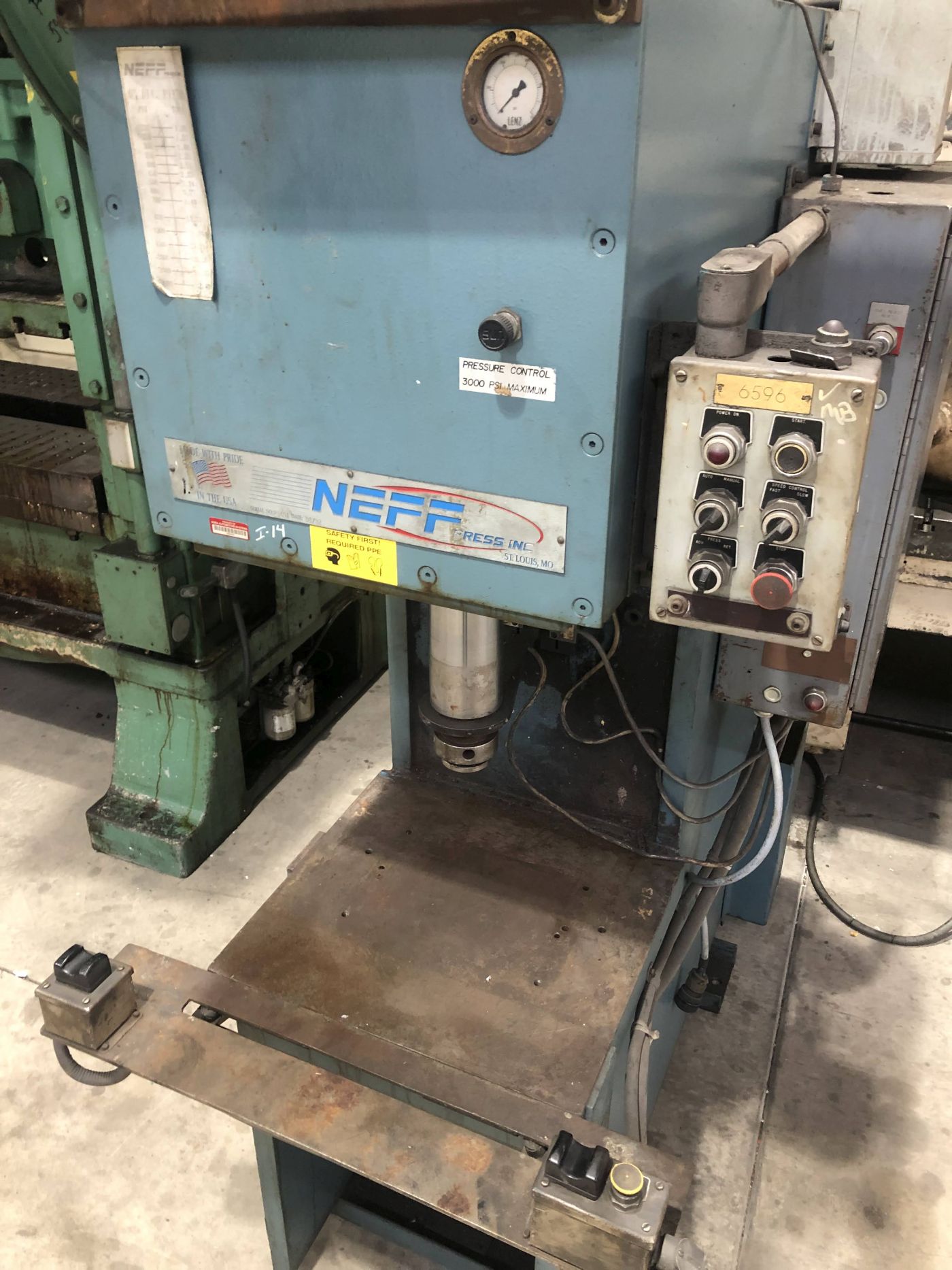 42 Ton Neff Press • Used Neff DF40-15M Press - Image 9