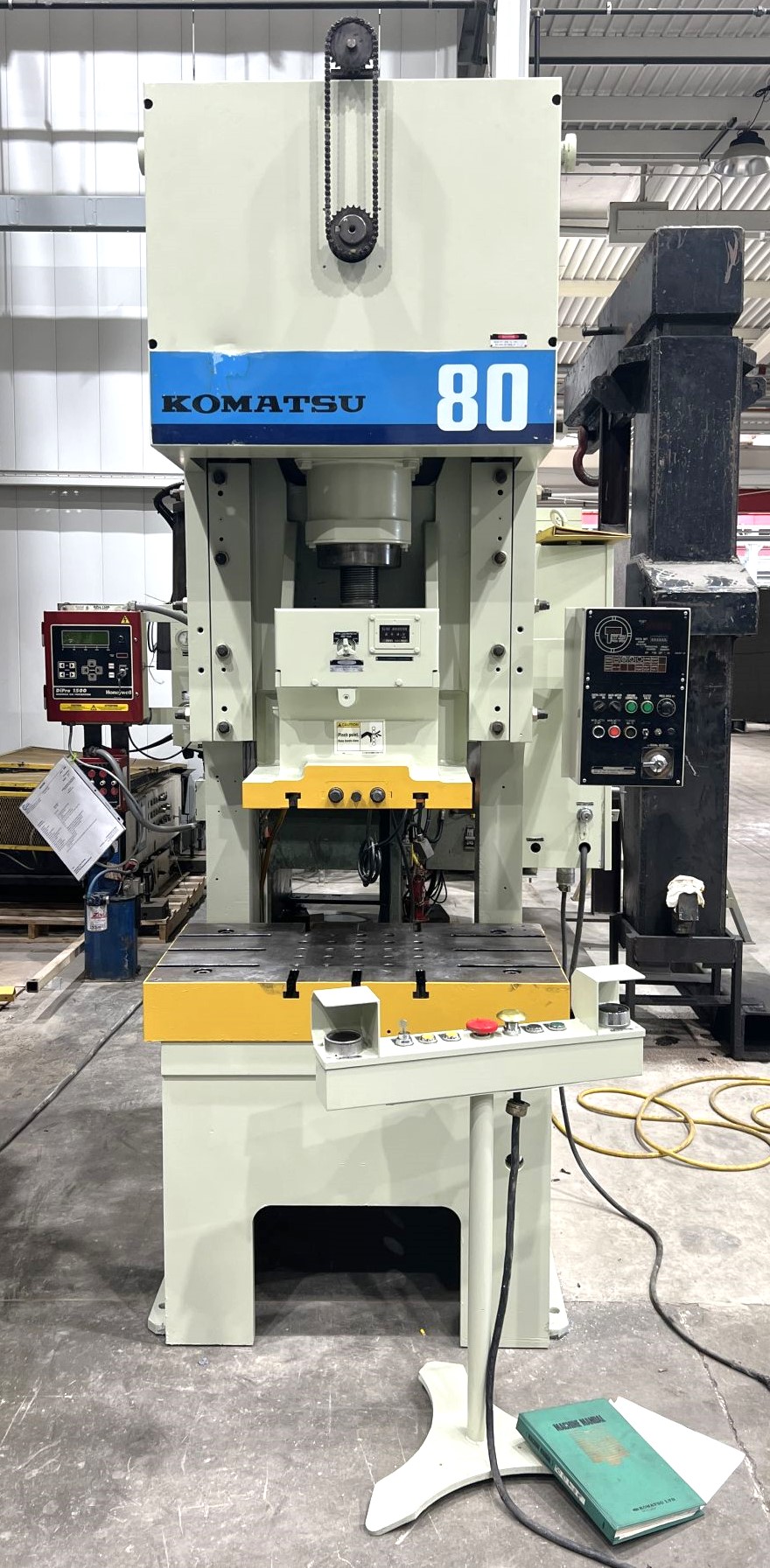 88 Ton Komatsu Press • Used Komatsu OBS 80-3 Press