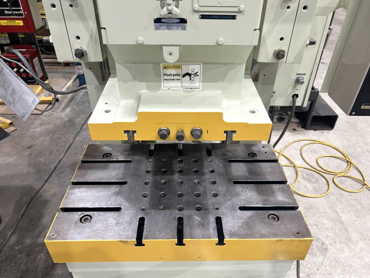 88 Ton Komatsu Press • Used Komatsu OBS 80-3 Press - Image 8