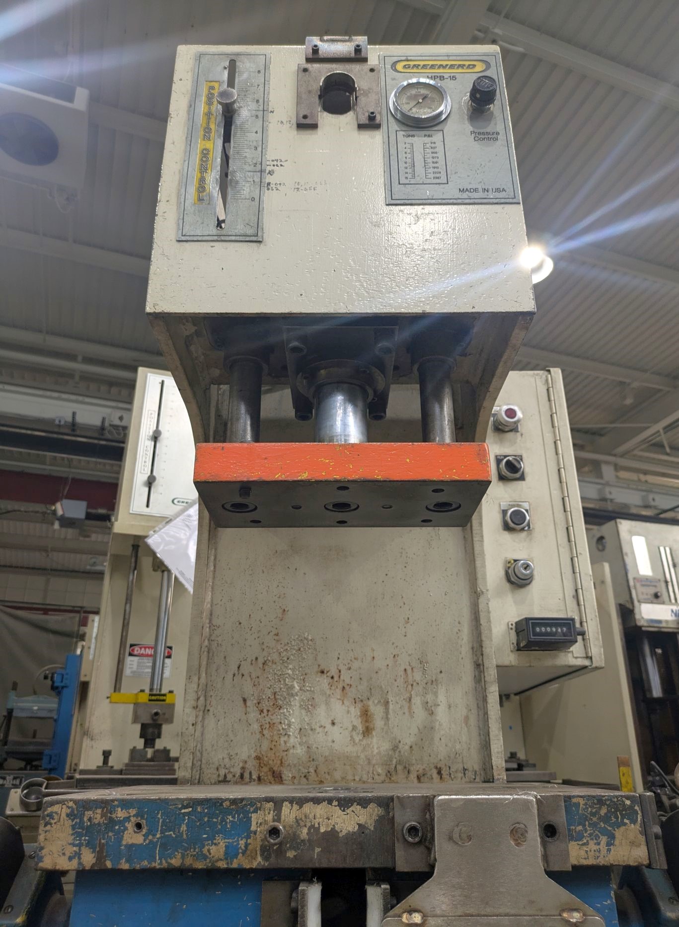 15 Ton Greenerd Press • Used Greenerd HPB15 Press - Image 10