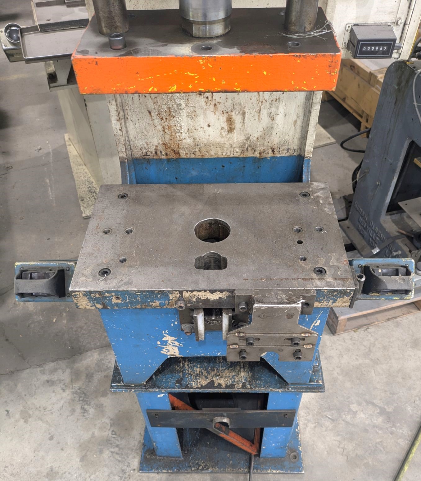 15 Ton Greenerd Press • Used Greenerd HPB15 Press - Image 11