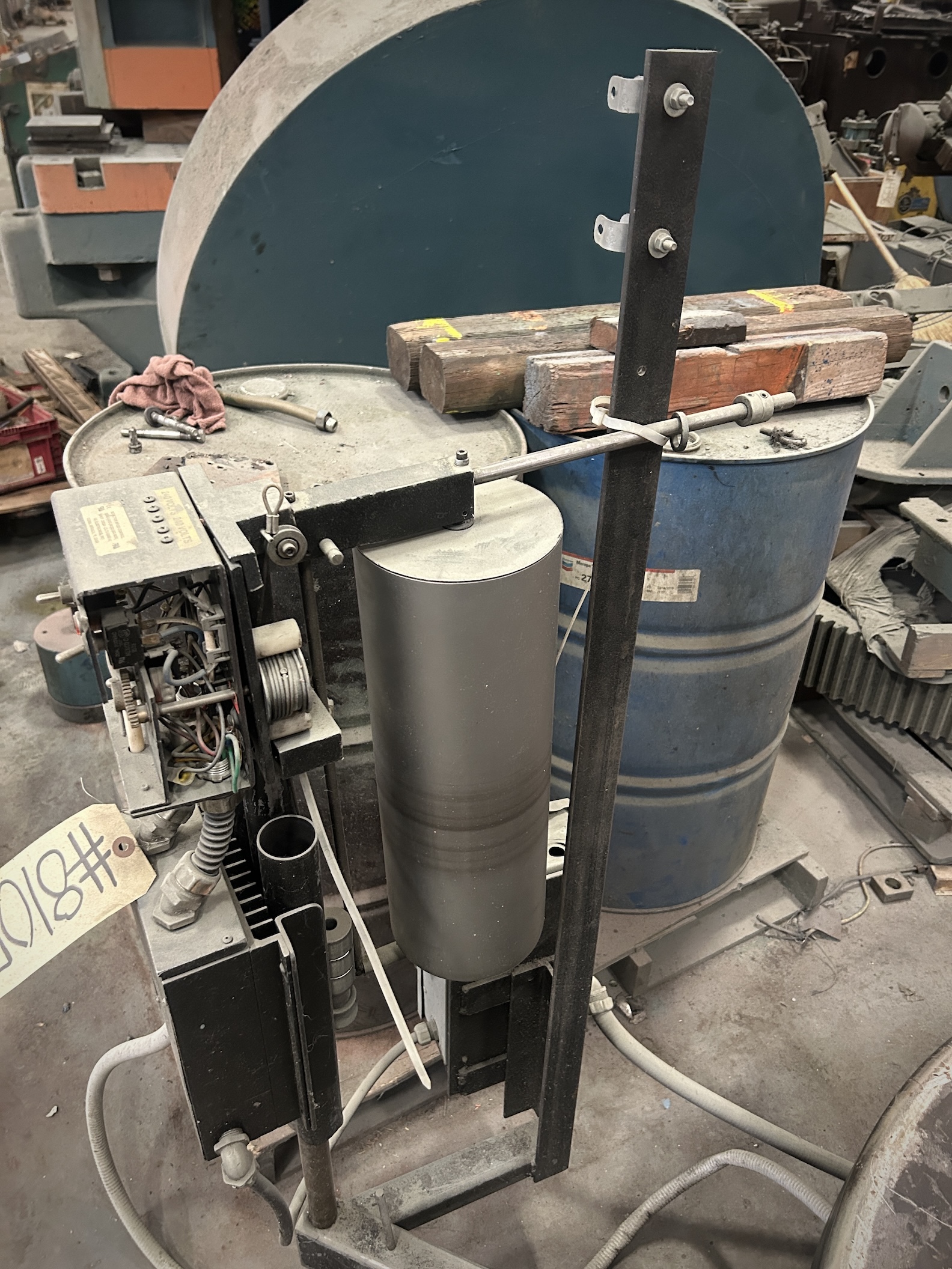 5,000 lbs. x 40" Wide PRE Pallet Uncoiler - Image 3