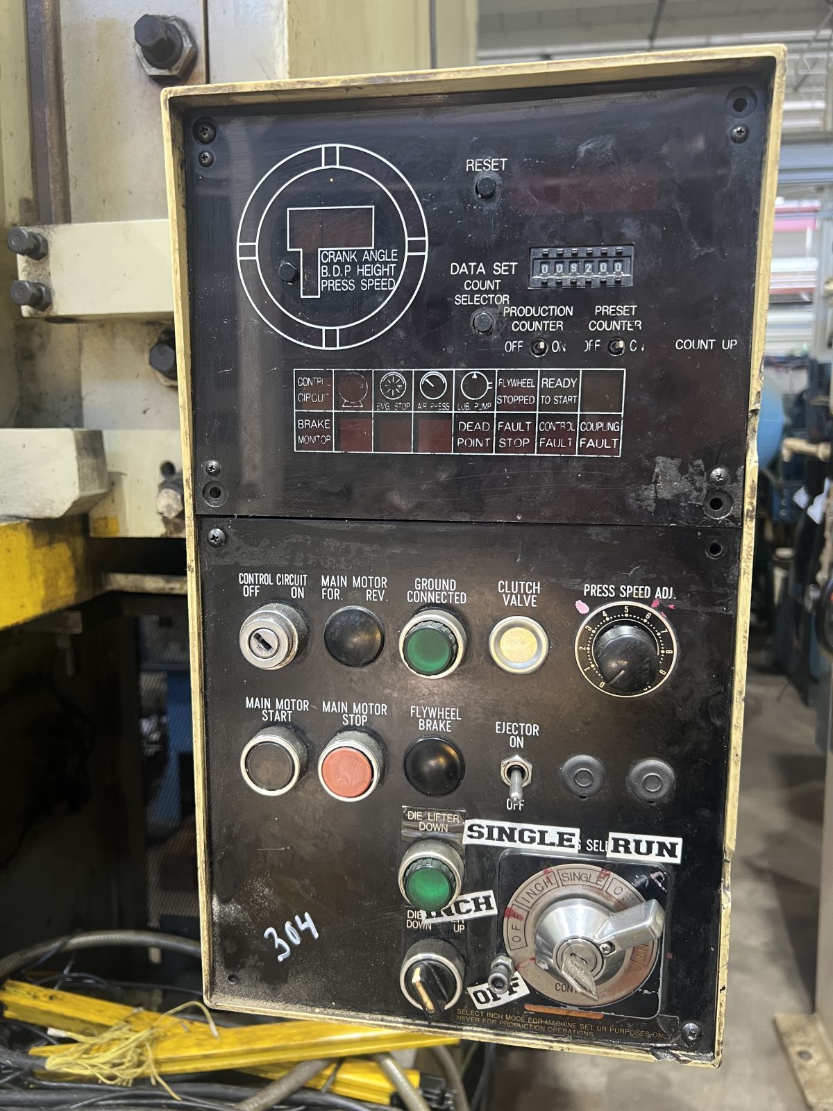 165 Ton Komatsu Press • Used Komatsu OBS150-3 Press - Image 6