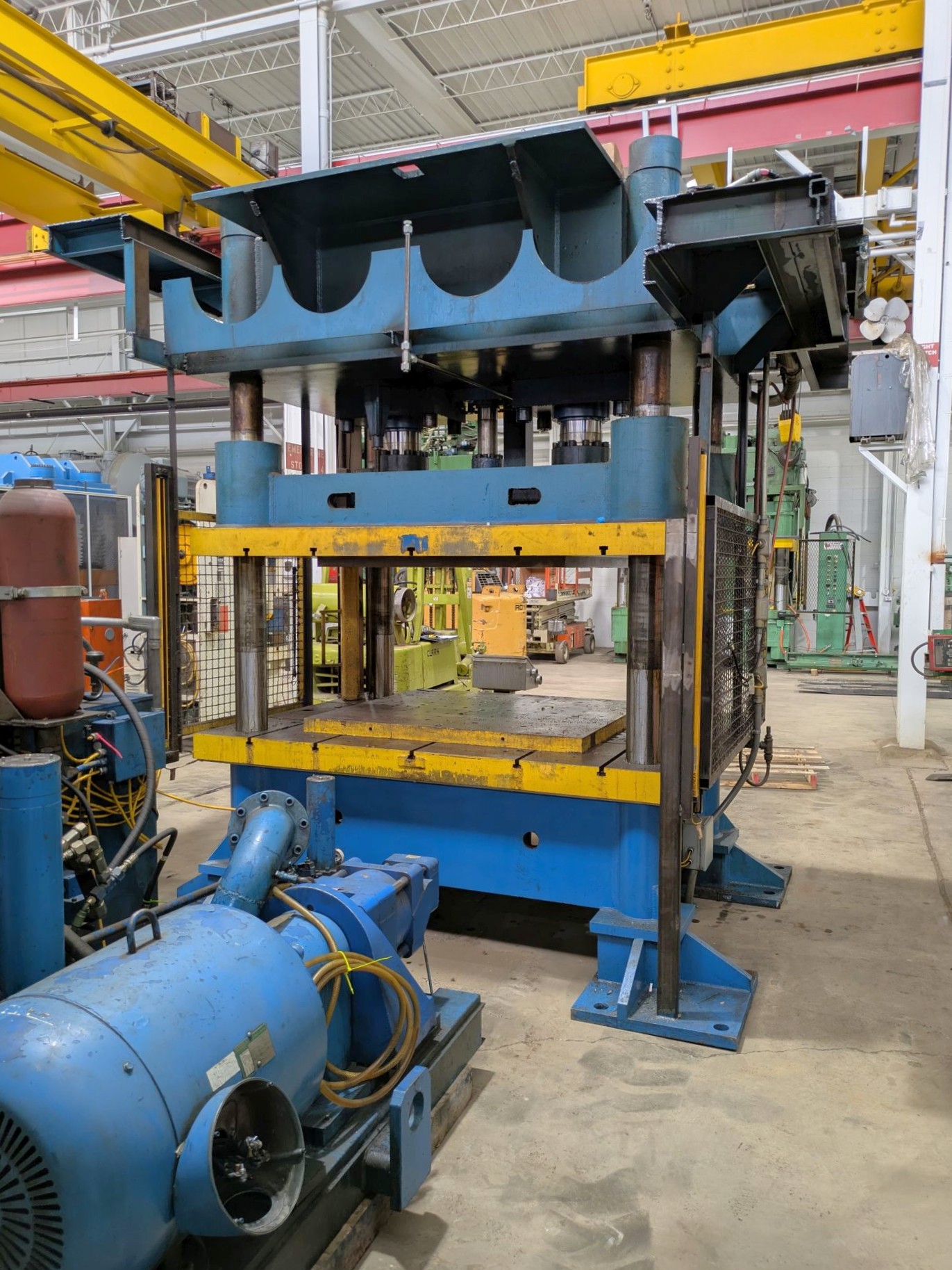 300 Ton Doyle Press • Used Doyle HDP-300-100-4570-20-LT-PLC Press - Image 3