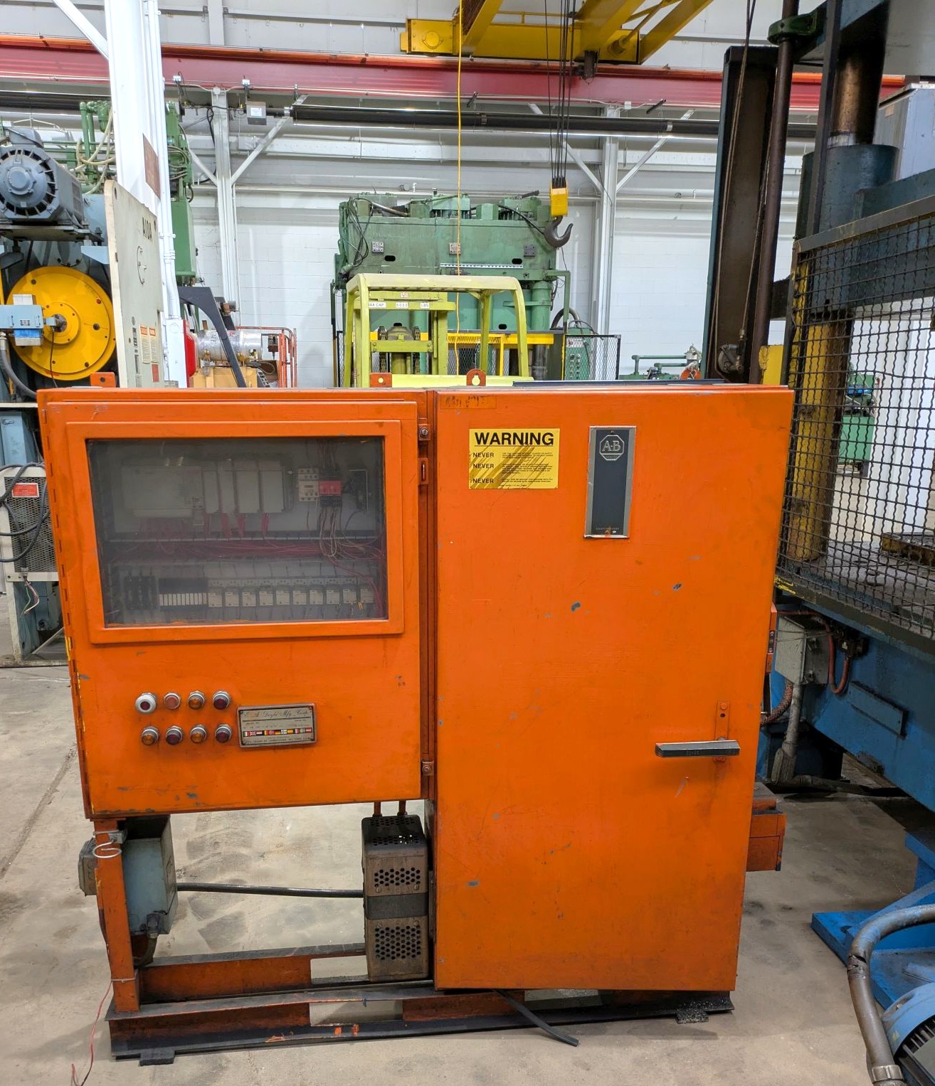 300 Ton Doyle Press • Used Doyle HDP-300-100-4570-20-LT-PLC Press - Image 5