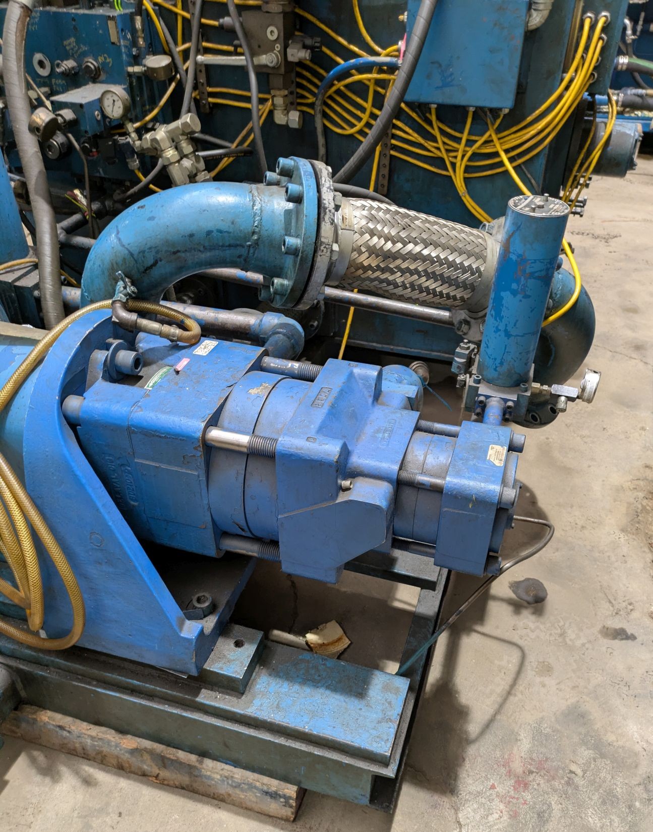 300 Ton Doyle Press • Used Doyle HDP-300-100-4570-20-LT-PLC Press - Image 10