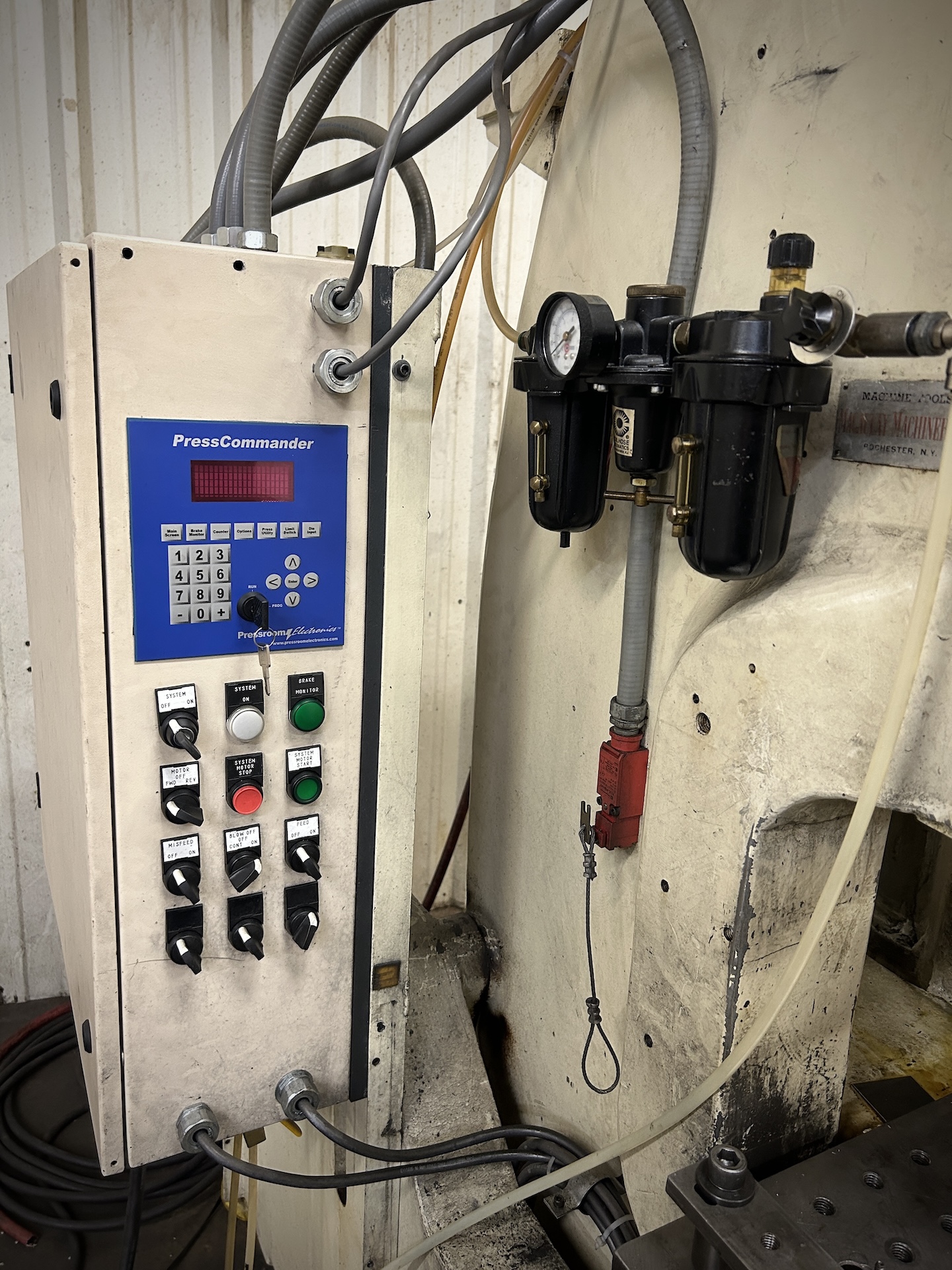 32 Ton Minster Press • Used Minster #4 Press - Image 9