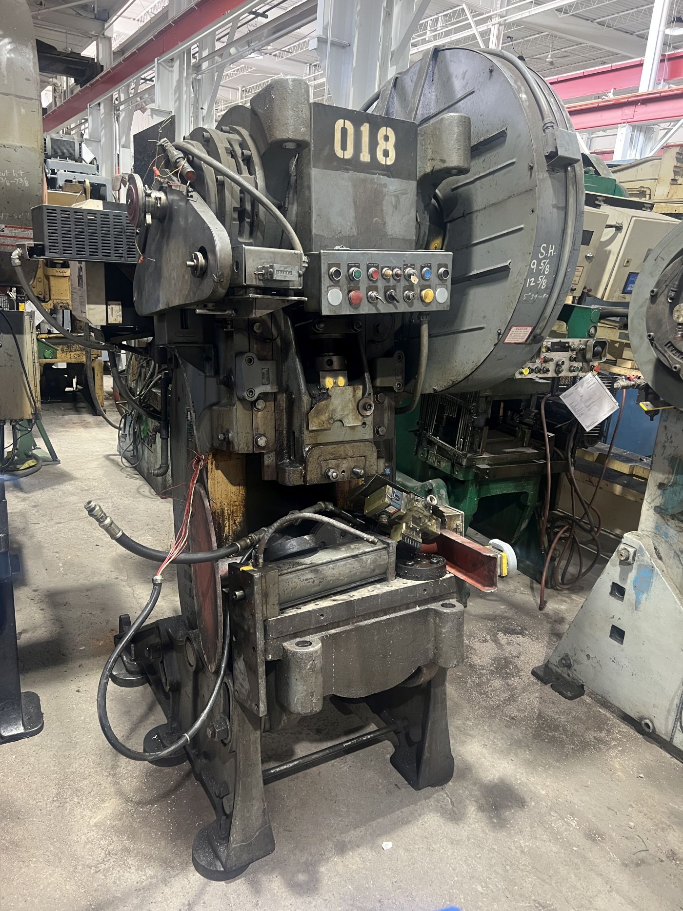 60 Ton Perkins Press • Used Perkins 650-B Press