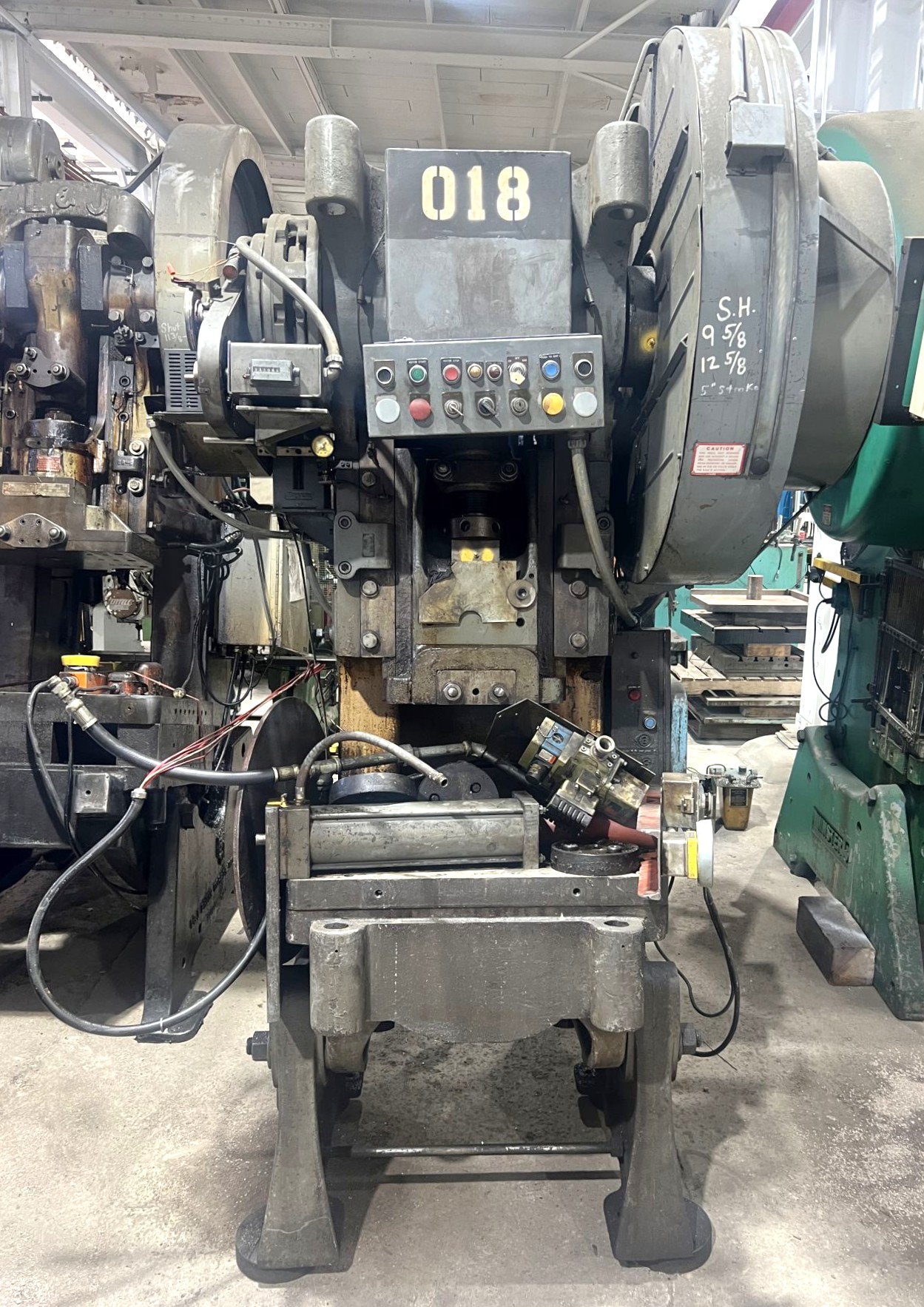 60 Ton Perkins Press • Used Perkins 650-B Press - Image 2