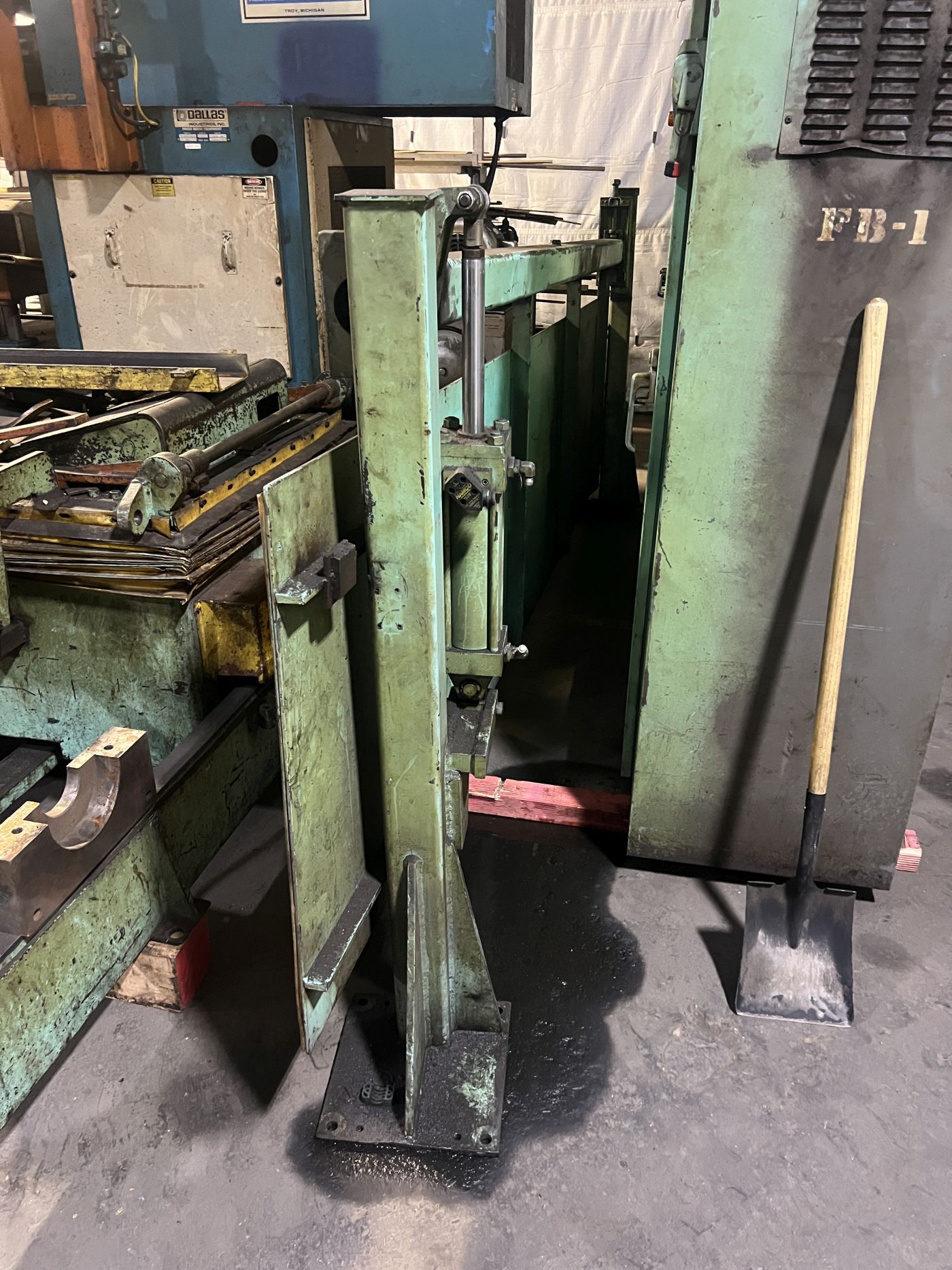 25,000 lbs. x 36" Wide x .105" Perfecto Servo Feedline with Shear Cut-Off - Image 27