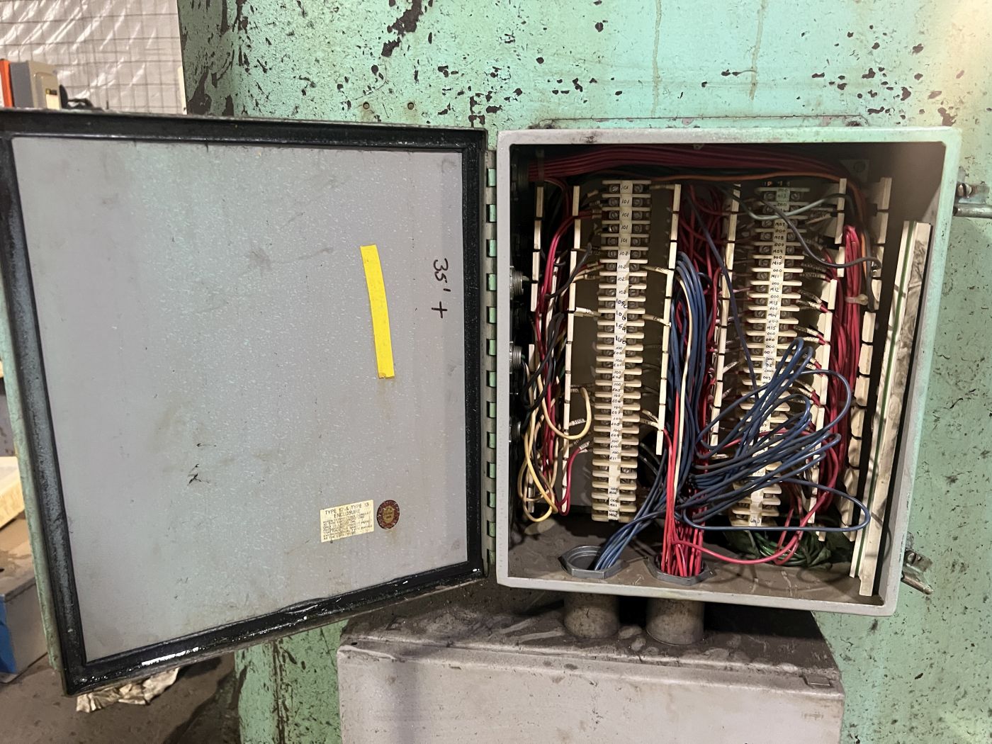 25,000 lbs. x 36" Wide x .105" Perfecto Servo Feedline with Shear Cut-Off - Image 33