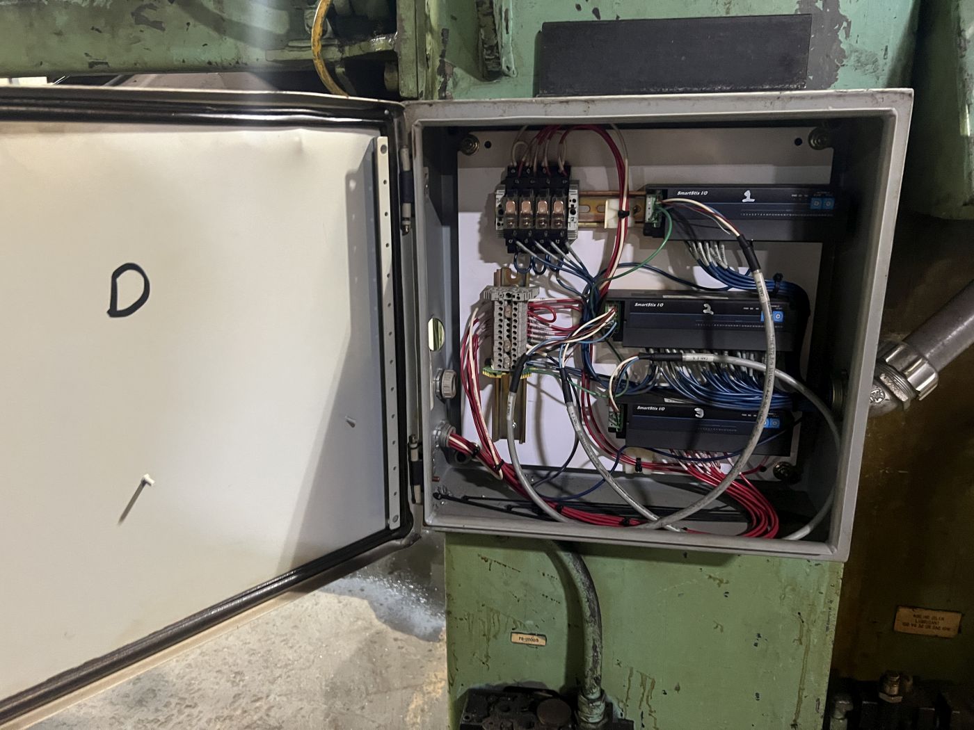 25,000 lbs. x 36" Wide x .105" Perfecto Servo Feedline with Shear Cut-Off - Image 48