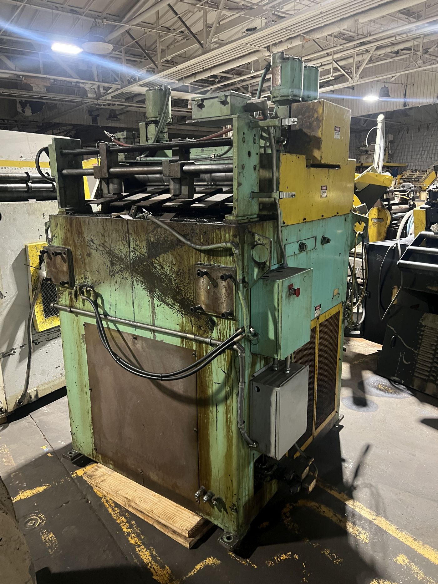 25,000 lbs. x 36" Wide x .105" Perfecto Servo Feedline with Shear Cut-Off - Image 51