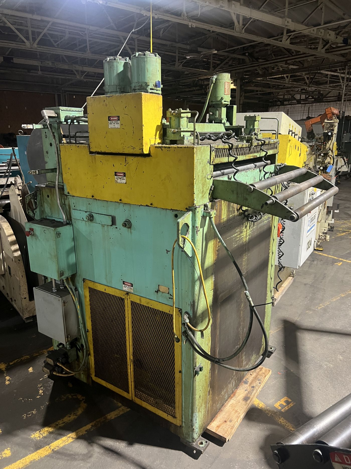 25,000 lbs. x 36" Wide x .105" Perfecto Servo Feedline with Shear Cut-Off - Image 53