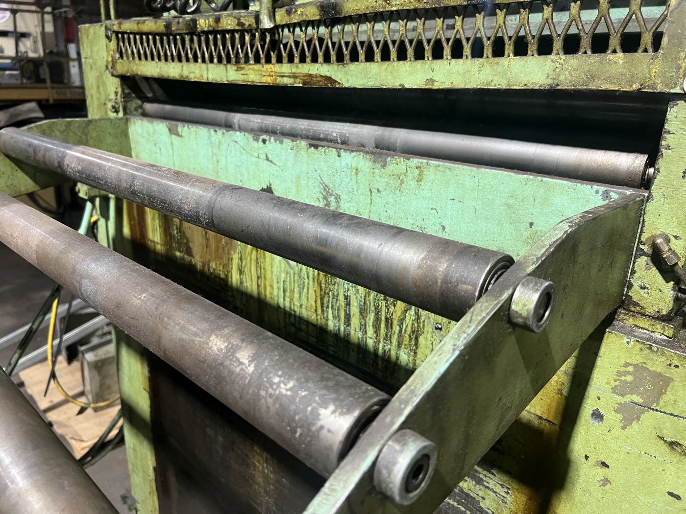 25,000 lbs. x 36" Wide x .105" Perfecto Servo Feedline with Shear Cut-Off - Image 57