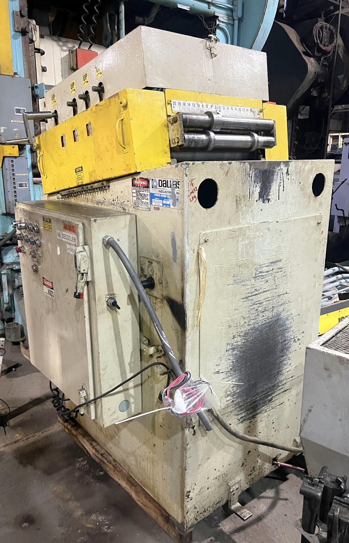 8,000 lbs. x 18" Wide x .125" Dallas Reel & Straightener - Image 5