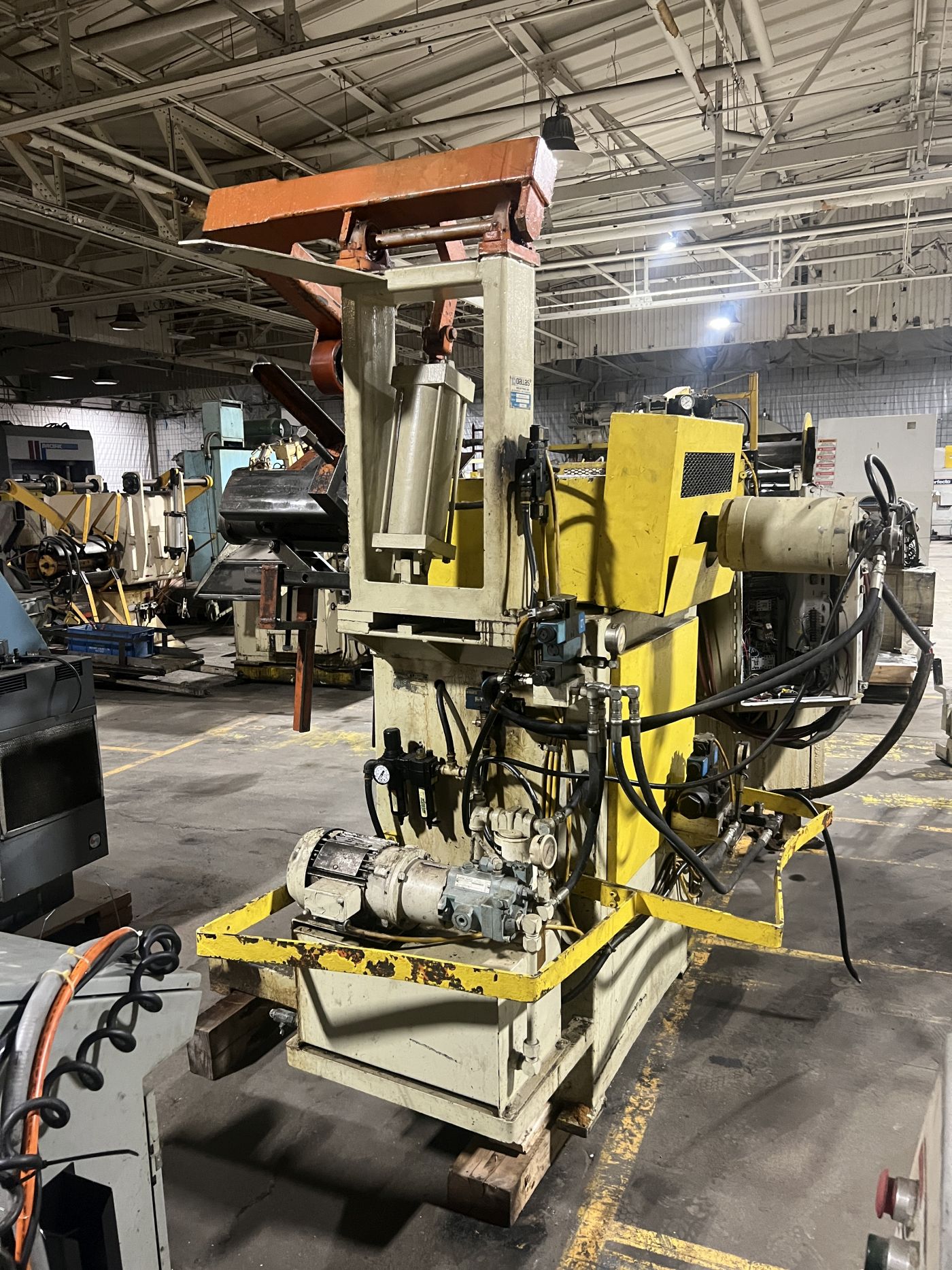 8,000 lbs. x 18" Wide x .125" Dallas Reel & Straightener - Image 19