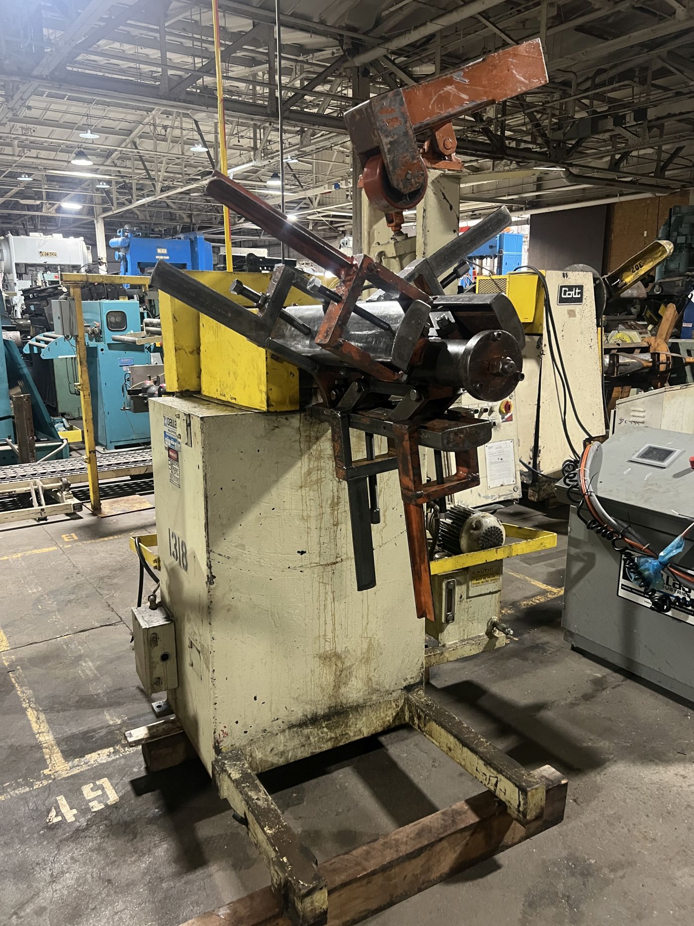 8,000 lbs. x 18" Wide x .125" Dallas Reel & Straightener - Image 25
