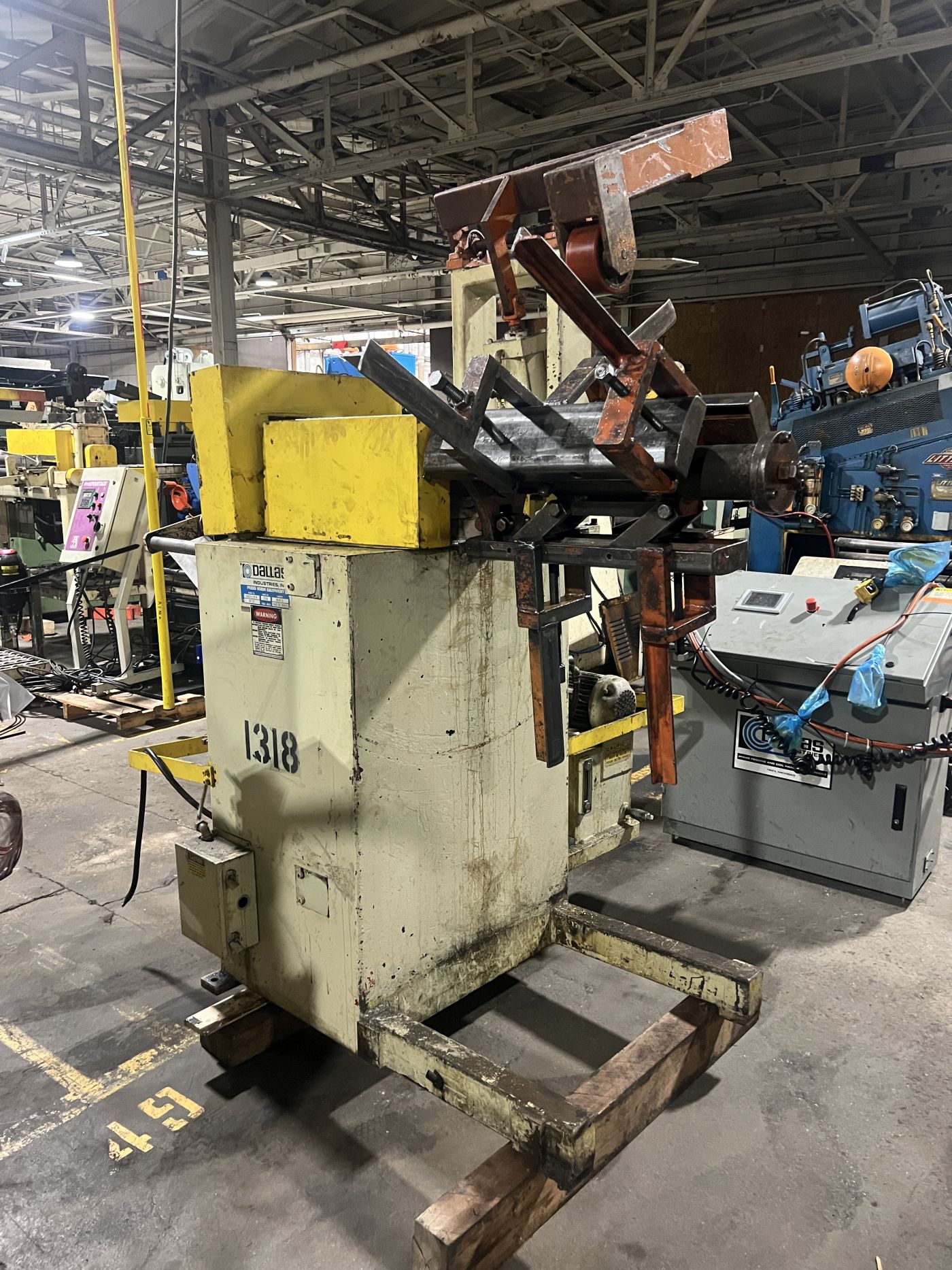 8,000 lbs. x 18" Wide x .125" Dallas Reel & Straightener - Image 27