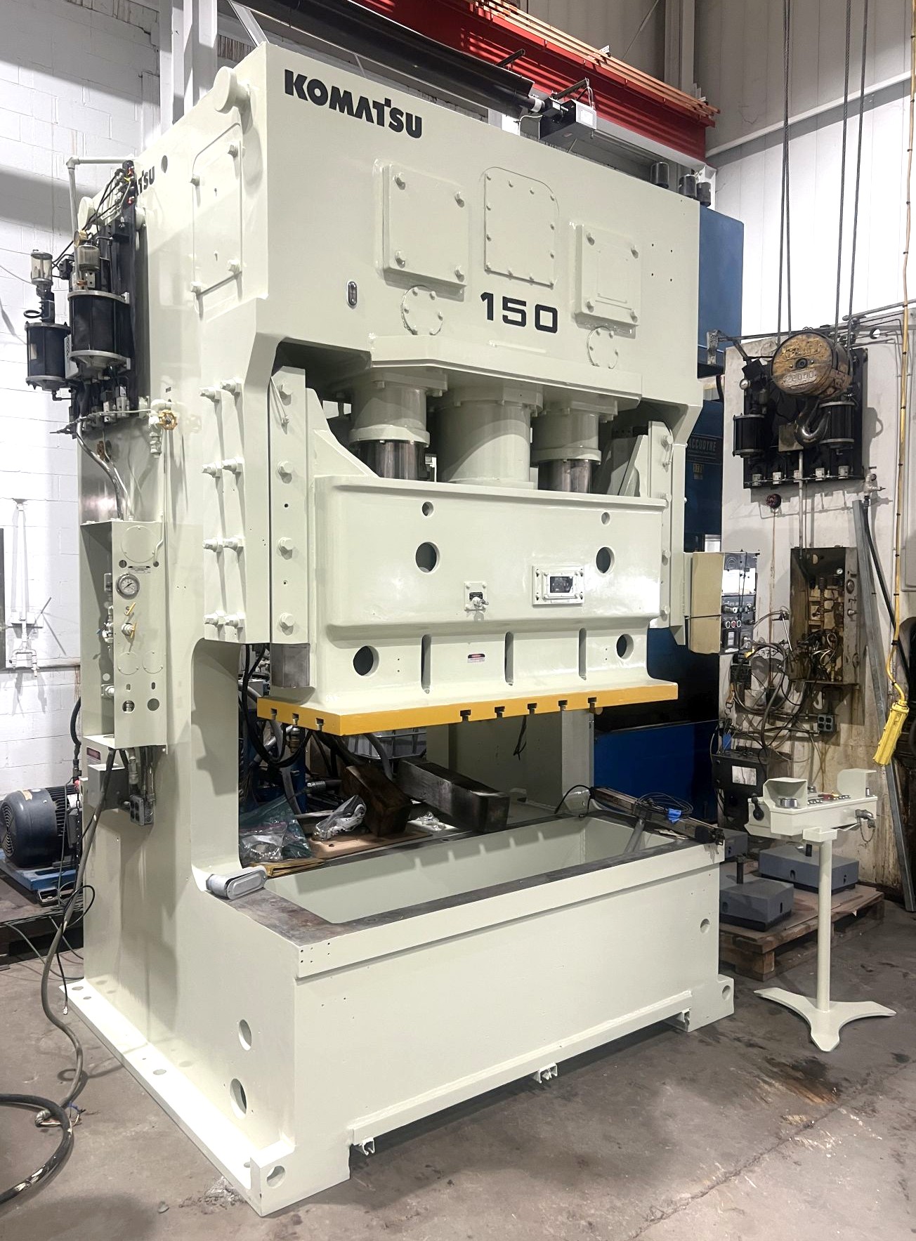 165 Ton Komatsu Press • Used Komatsu OBW150-2 Press - Image 2