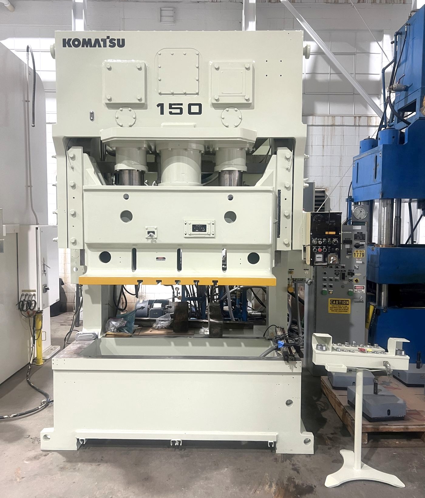 165 Ton Komatsu Press • Used Komatsu OBW150-2 Press - Image 3