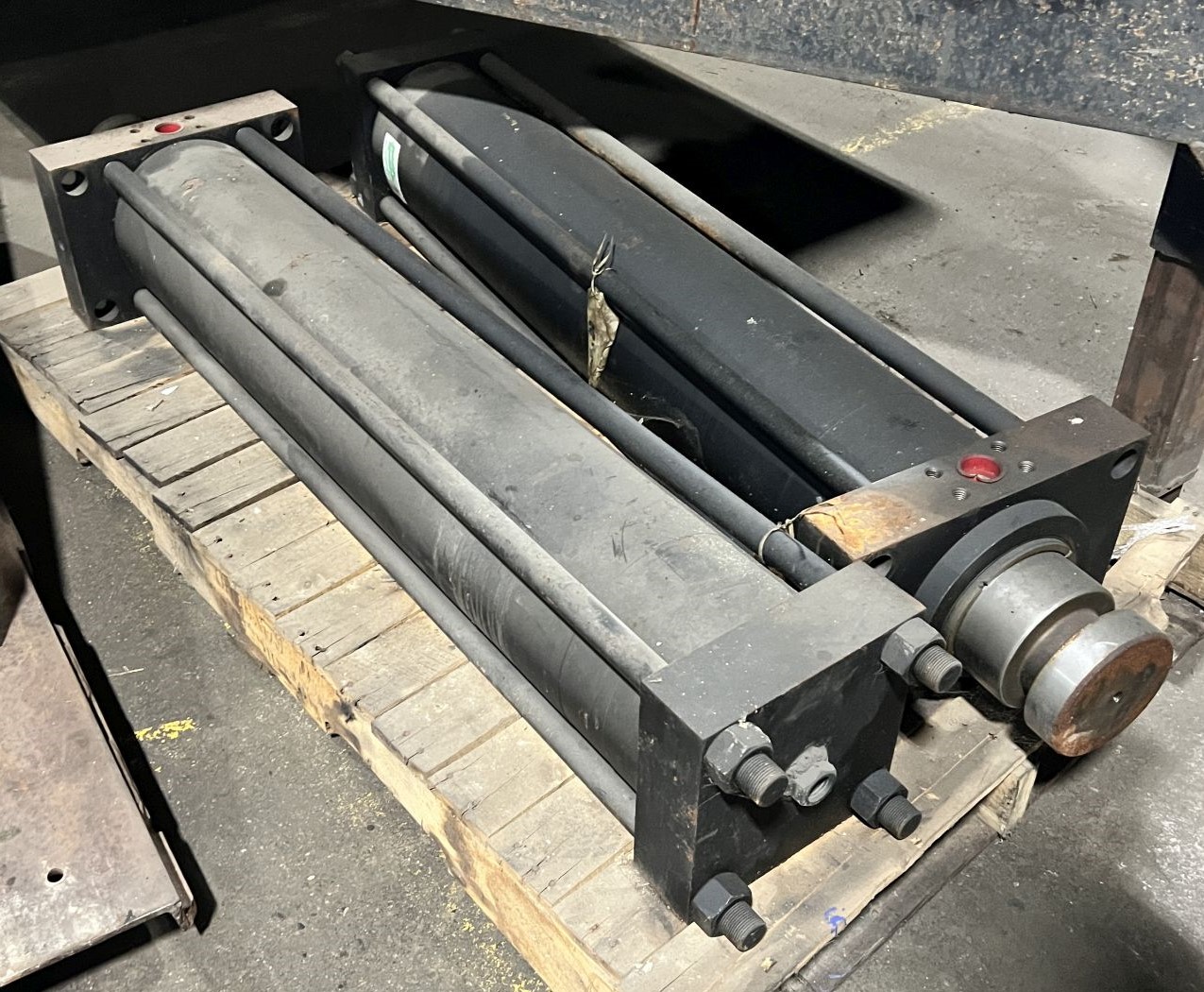42" Stroke x 8" Dia. Bore Hydraulic Specialists Hydraulic Cylinder