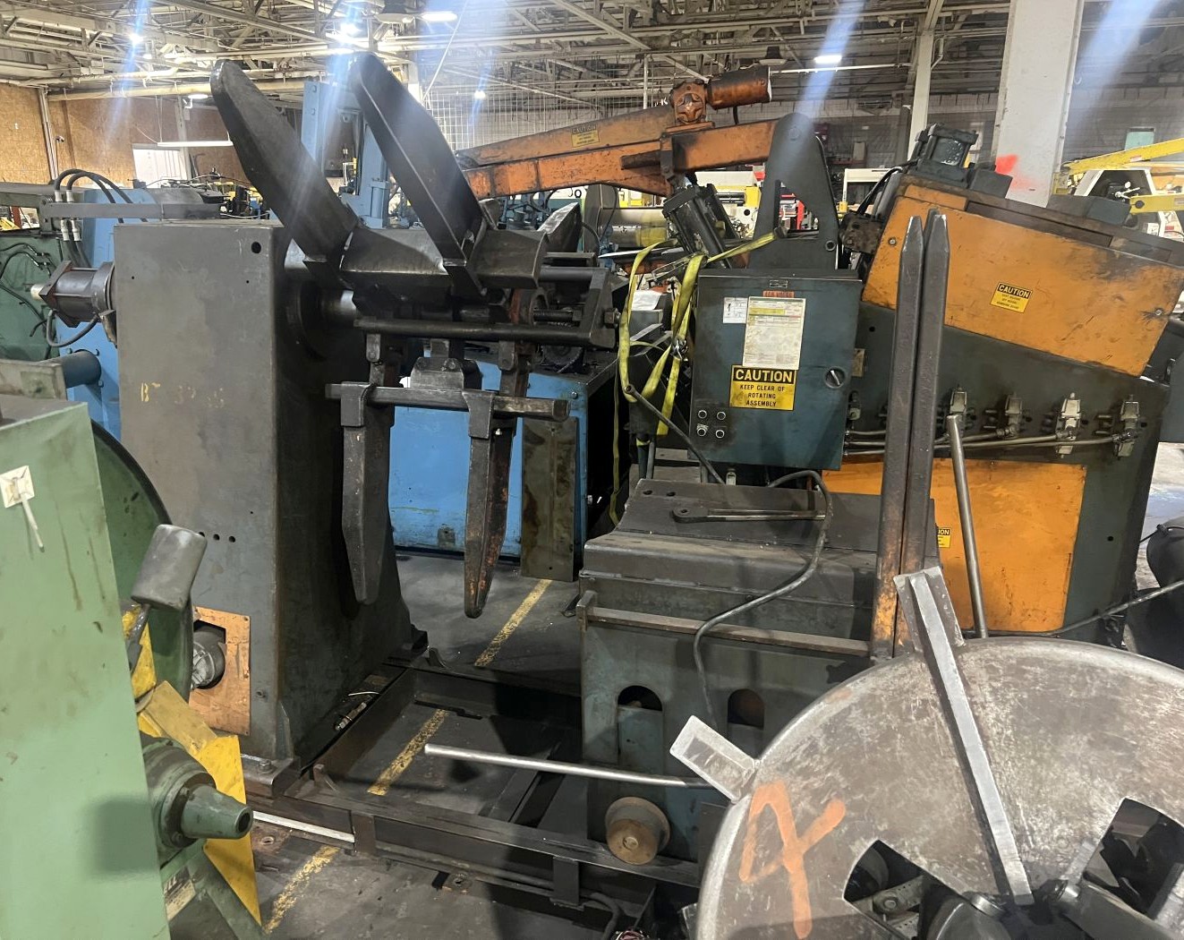 10,000 lbs. x 24" Wide CWP Reel & Straightener with Coil Car - Image 2
