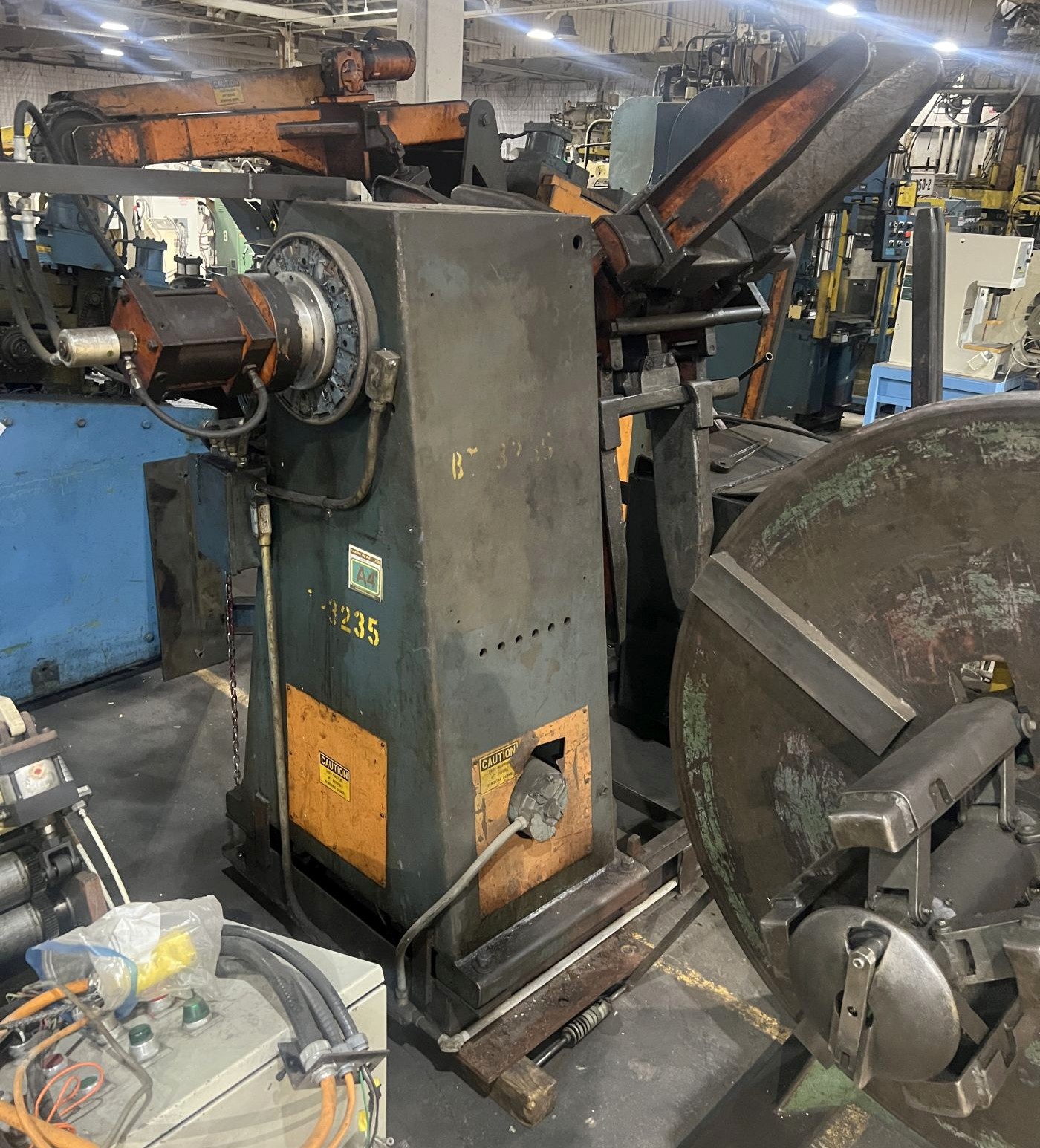 10,000 lbs. x 24" Wide CWP Reel & Straightener with Coil Car - Image 6
