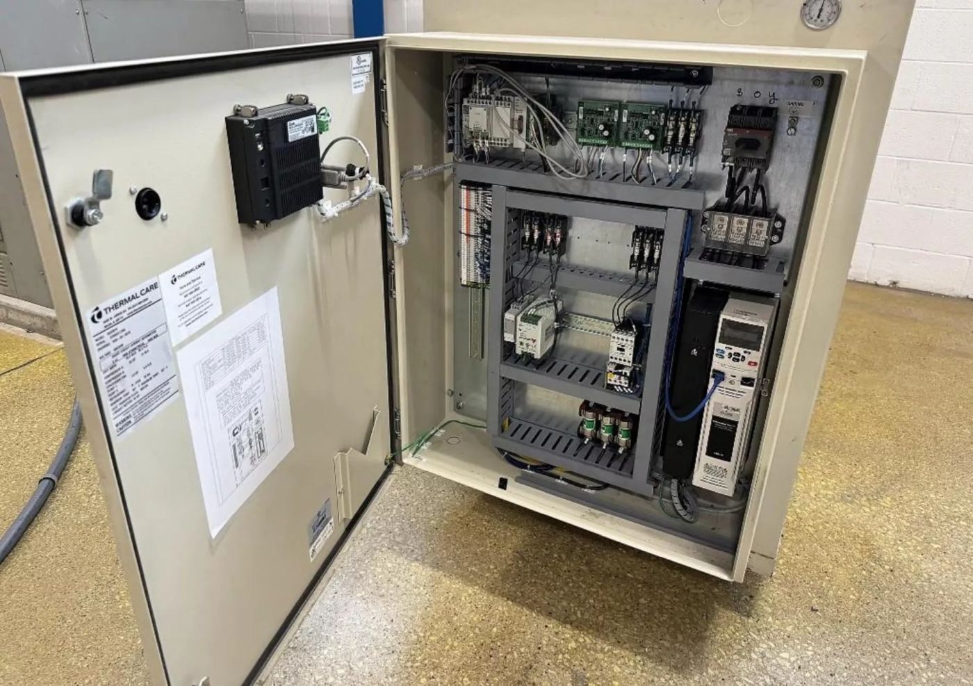 12 Ton Thermal Care NQ Series Portable & Packaged Industrial Chiller - Image 7