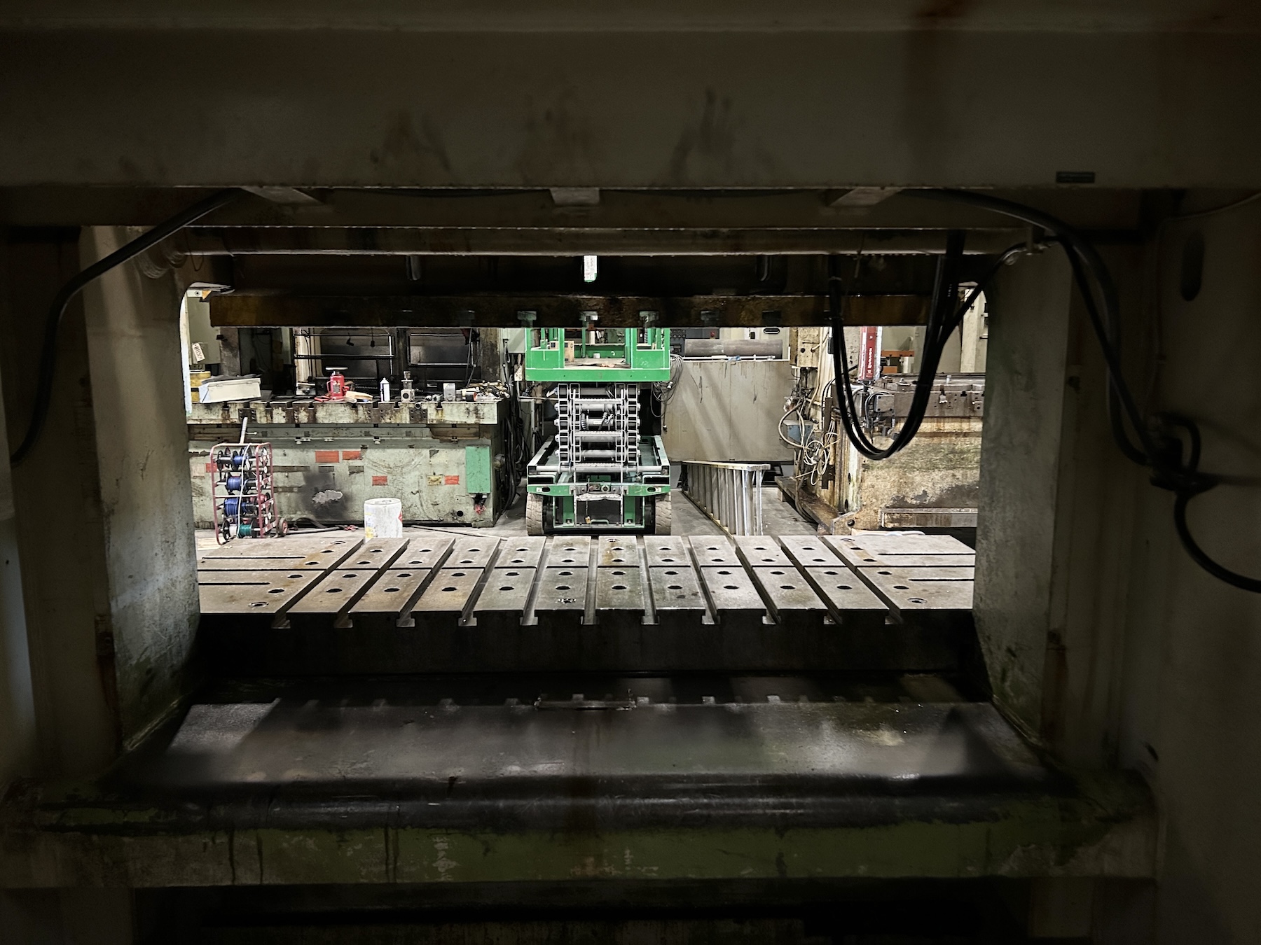 220 Ton Komatsu Press • Used Komatsu OBW200-2 Press - Image 7