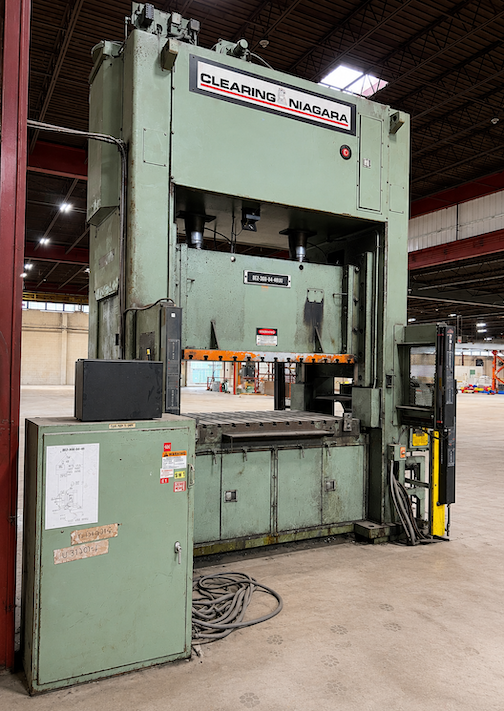 330 Ton Clearing Niagara Press • Used Clearing Niagara SE2-300-84-48-UH Press