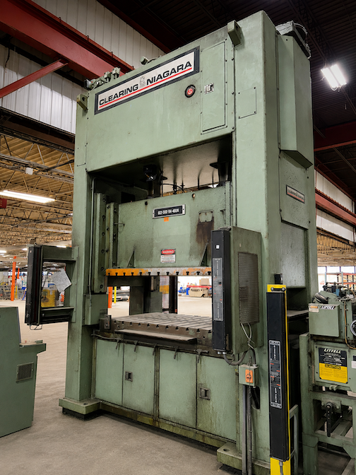 330 Ton Clearing Niagara Press • Used Clearing Niagara SE2-300-84-48-UH Press - Image 4