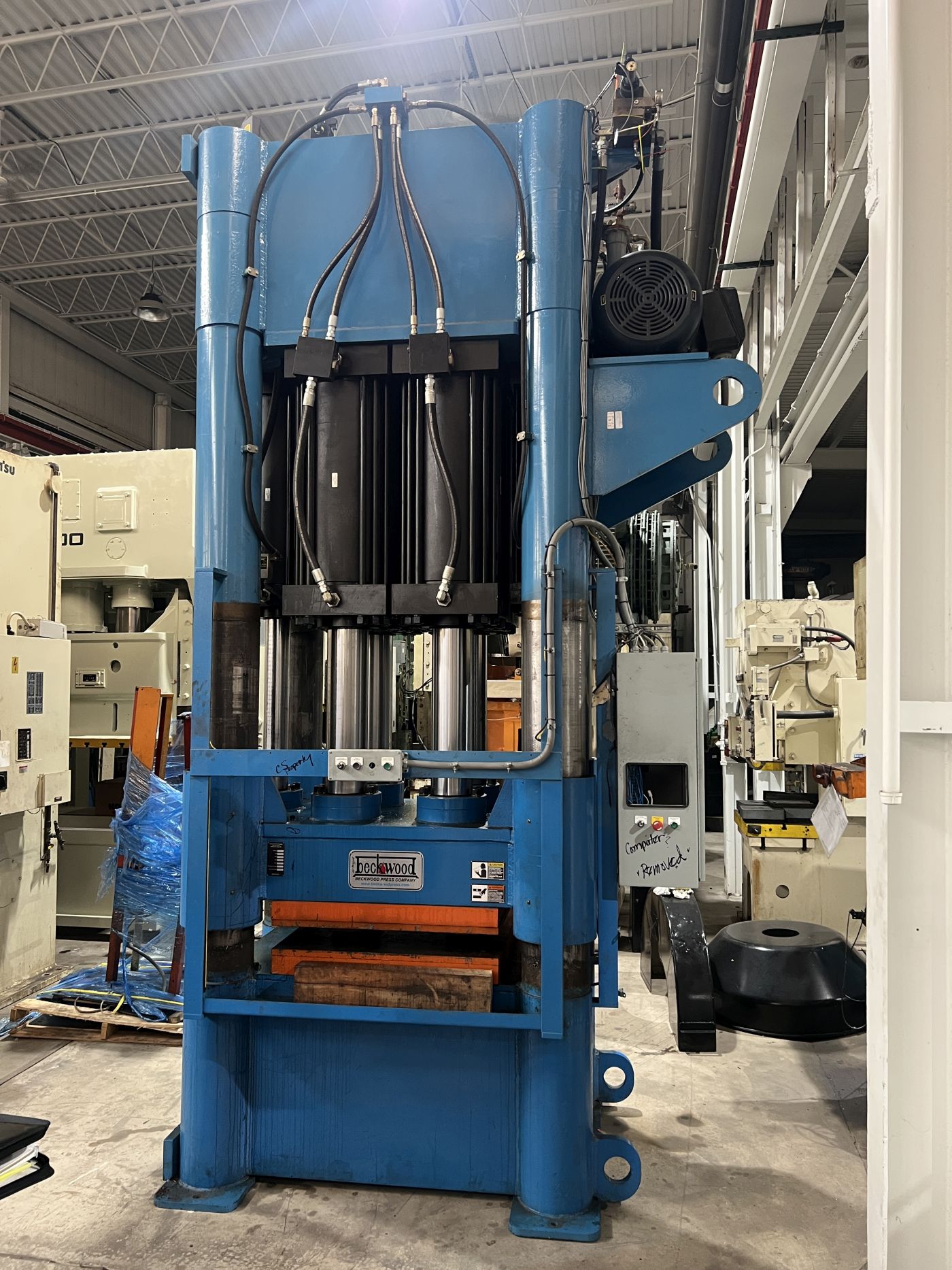 980 Ton Beckwood Press • Used Beckwood 4P980F3636 Press - Image 2