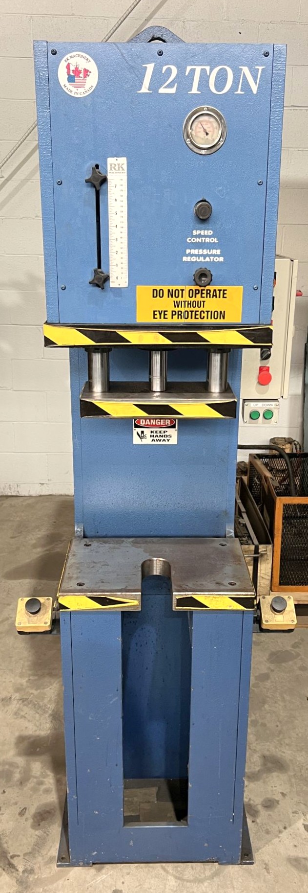 12 Ton Press Master Press • Used Press Master CFP-12T Press - Image 3