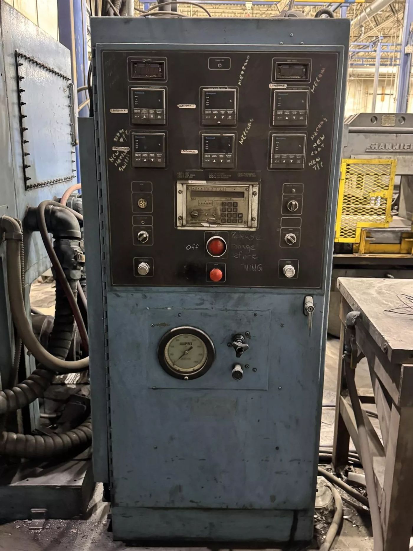 1,200 Ton PHI Press • Used PHI S1200R3030D-2KHO-X-X 2 67-B Press - Image 5