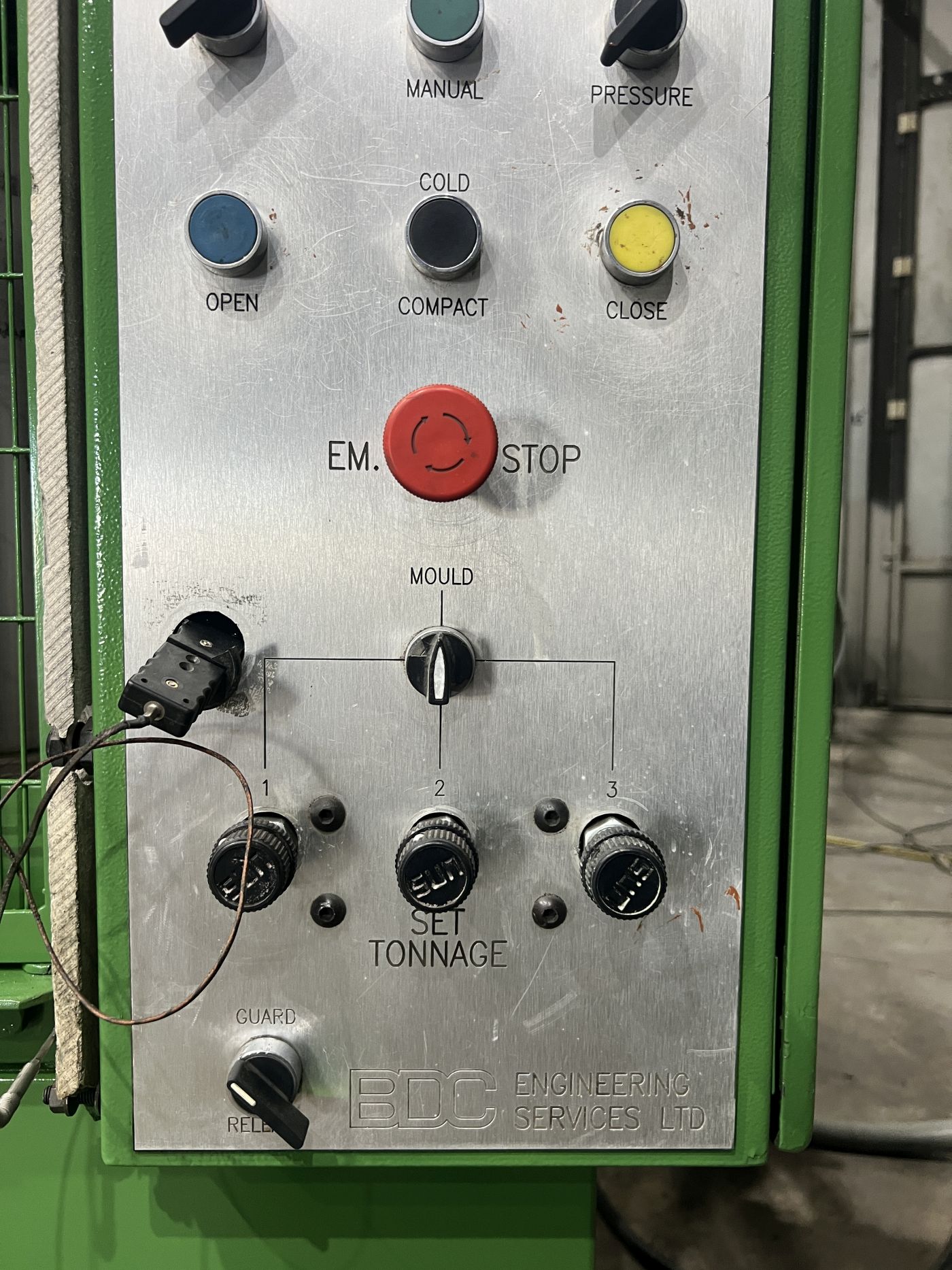 300 Ton BDC Press • Used BDC Single Ram Molding Press - Image 8