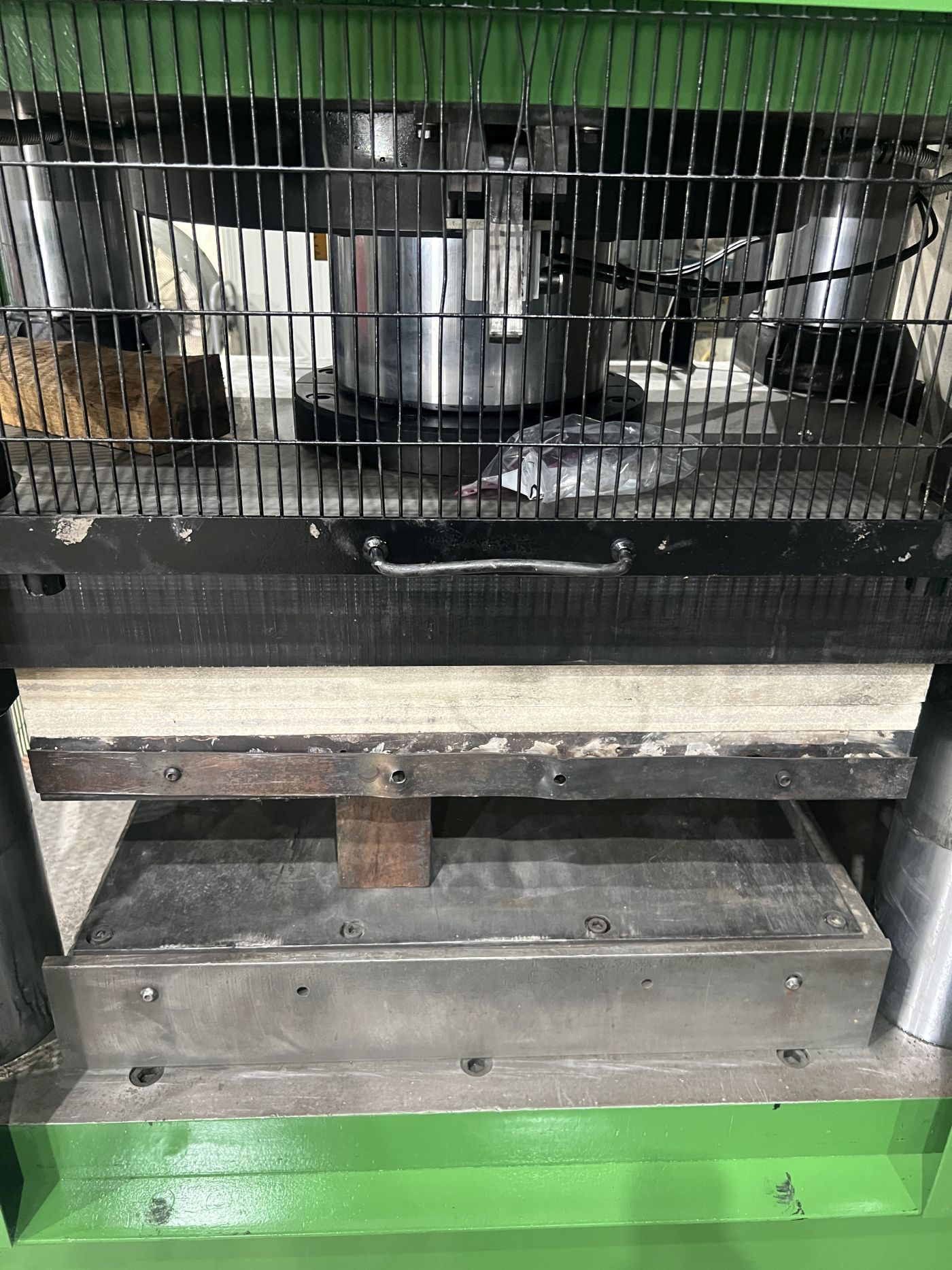 300 Ton BDC Press • Used BDC Single Ram Molding Press - Image 12