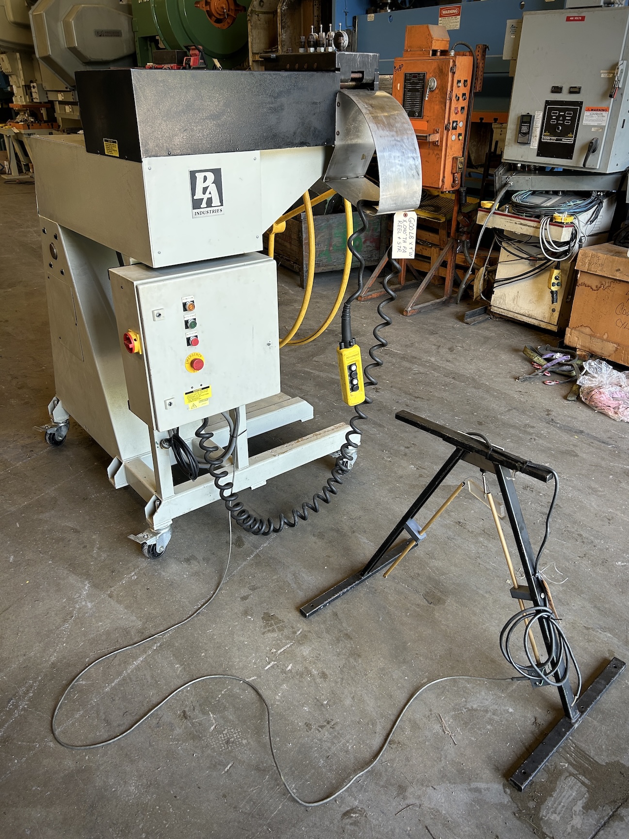 600 lbs. x 4" Wide PA Industries Coil Reel & Straightener on Common Base - Image 3