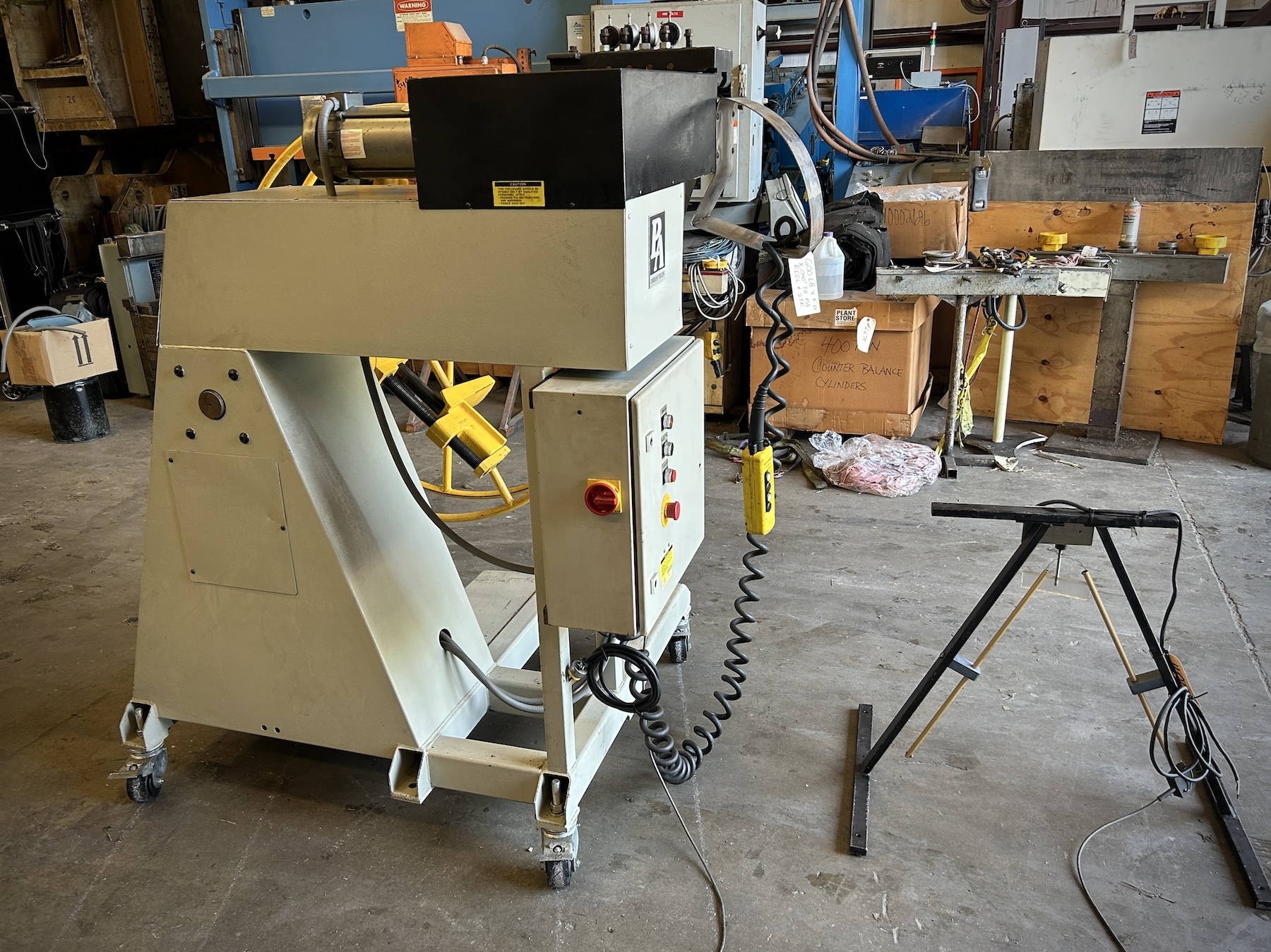 600 lbs. x 4" Wide PA Industries Coil Reel & Straightener on Common Base - Image 4