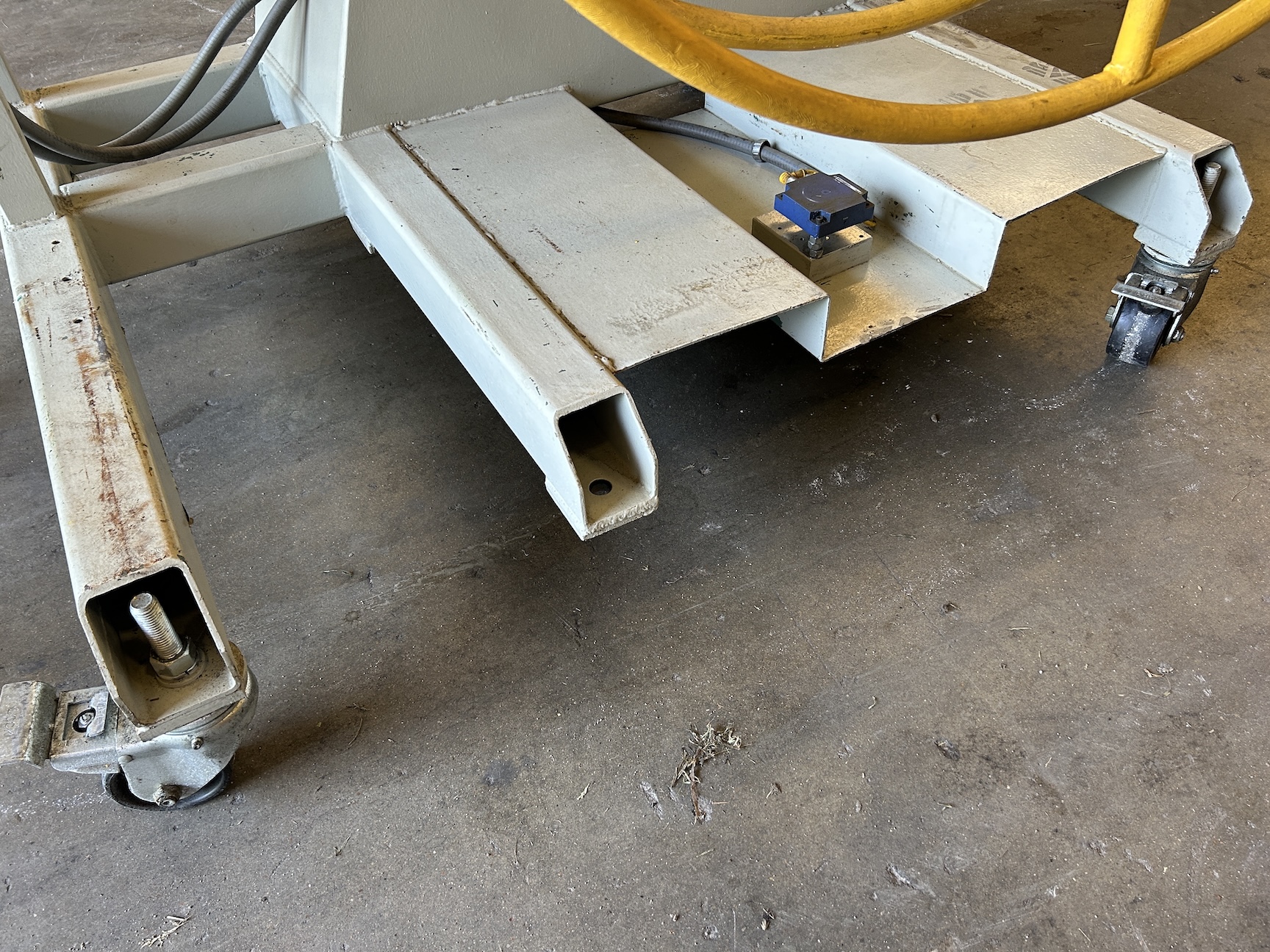600 lbs. x 4" Wide PA Industries Coil Reel & Straightener on Common Base - Image 14